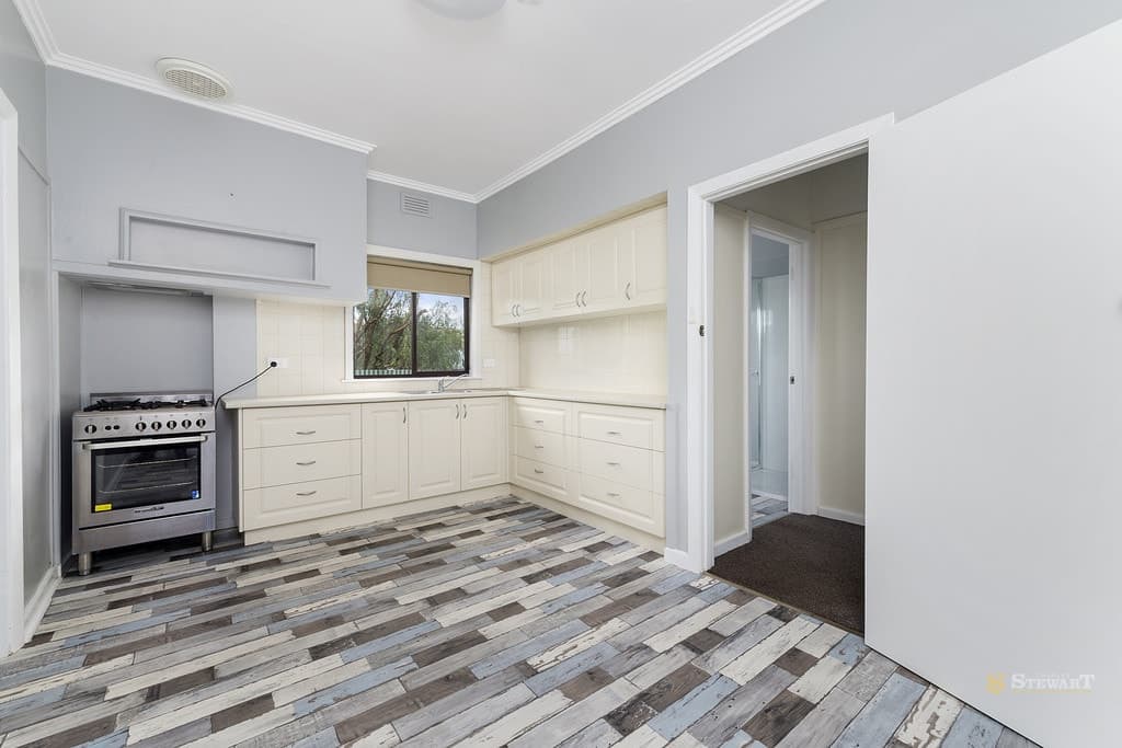 1 Stewart Street, Colac, VIC, Colac - Thumbnail 2