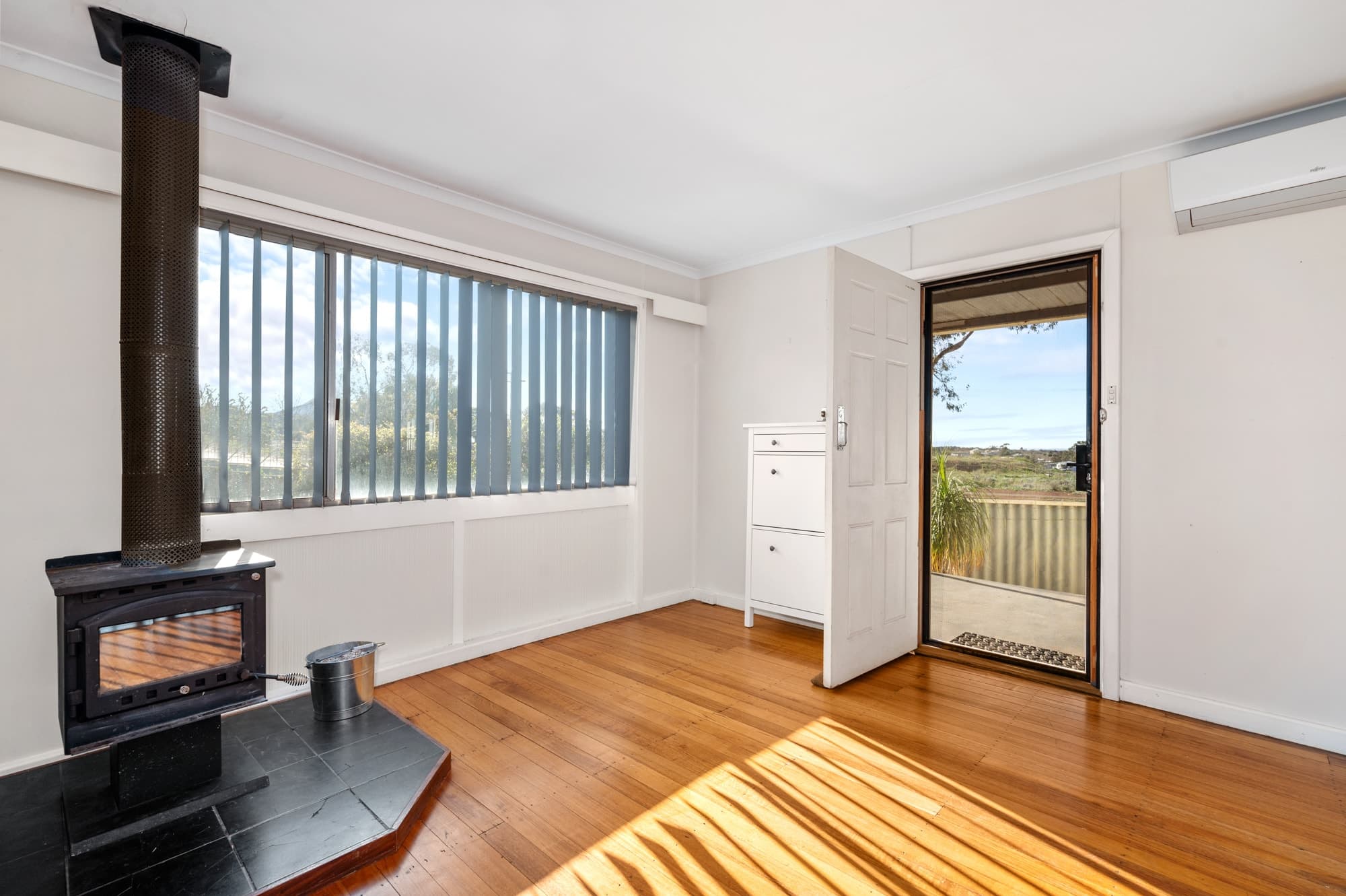 55 Shaw Street,
	
			
							COOLGARDIE
				
							
							WA
			6429, Coolgardie - Thumbnail 2