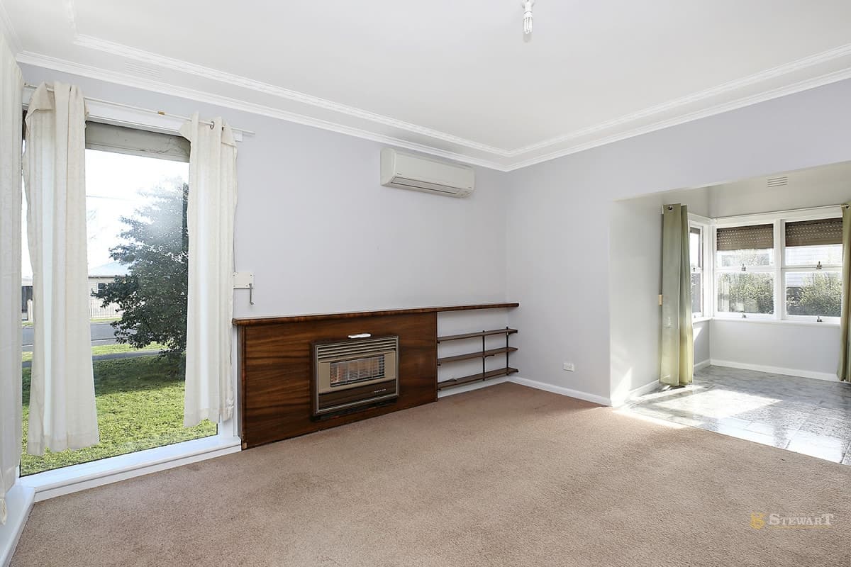 68 Hart Street, Colac, VIC, Colac - Thumbnail 2