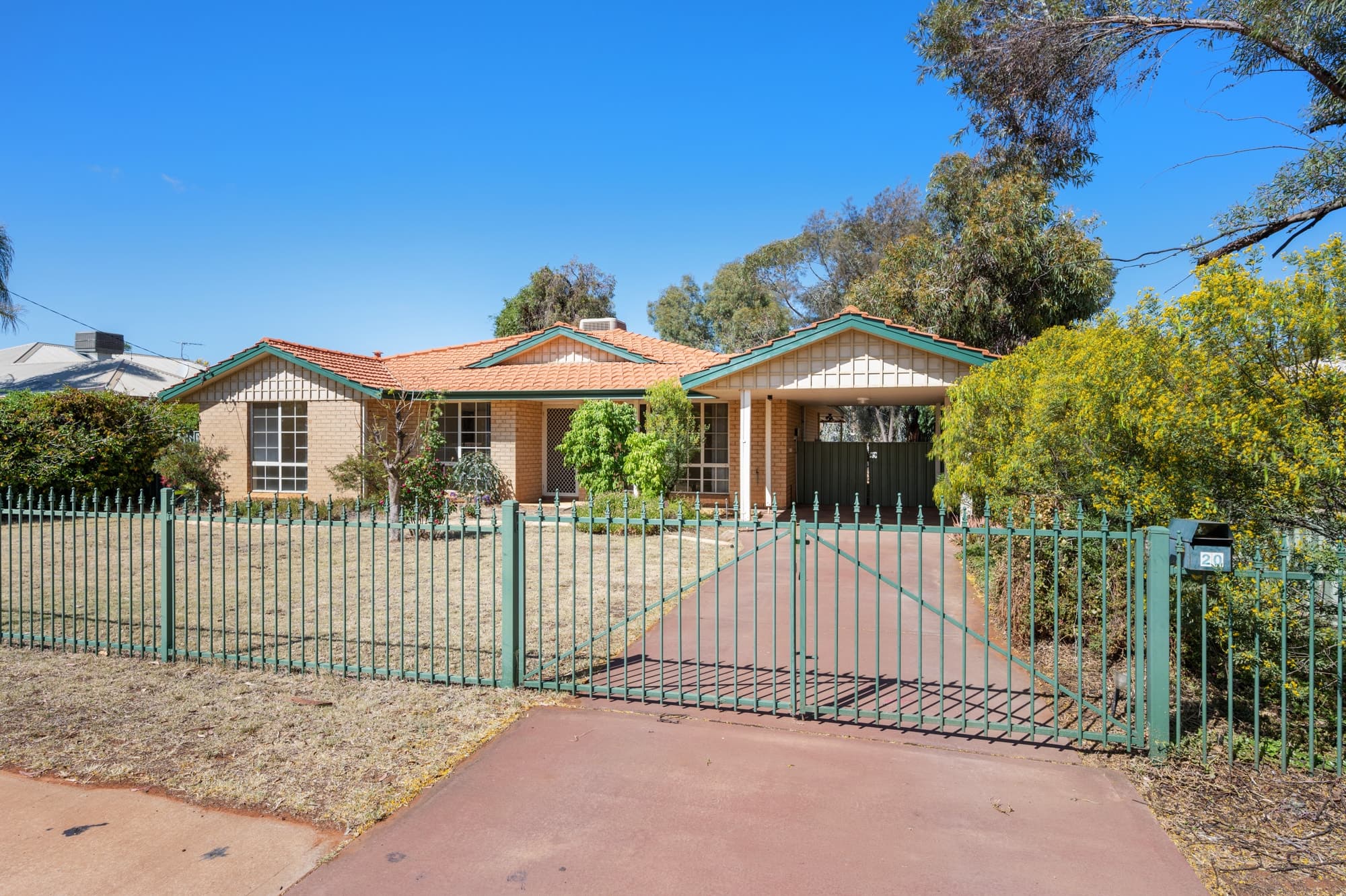20 Cotter Place,
	
			
							HANNANS
				
							
							WA
			6430, Hannans - Image 1