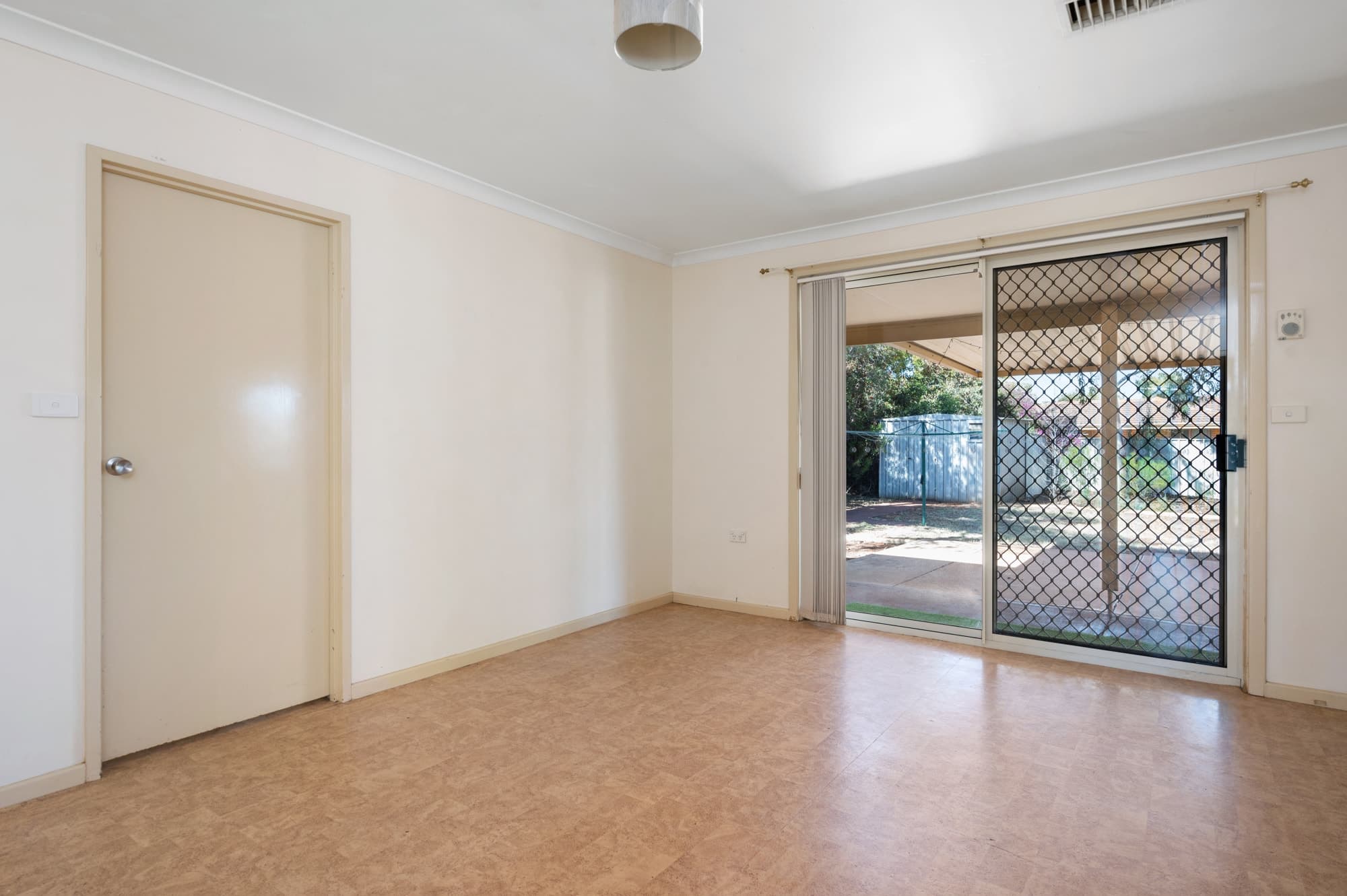 20 Cotter Place,
	
			
							HANNANS
				
							
							WA
			6430, Hannans - Thumbnail 4