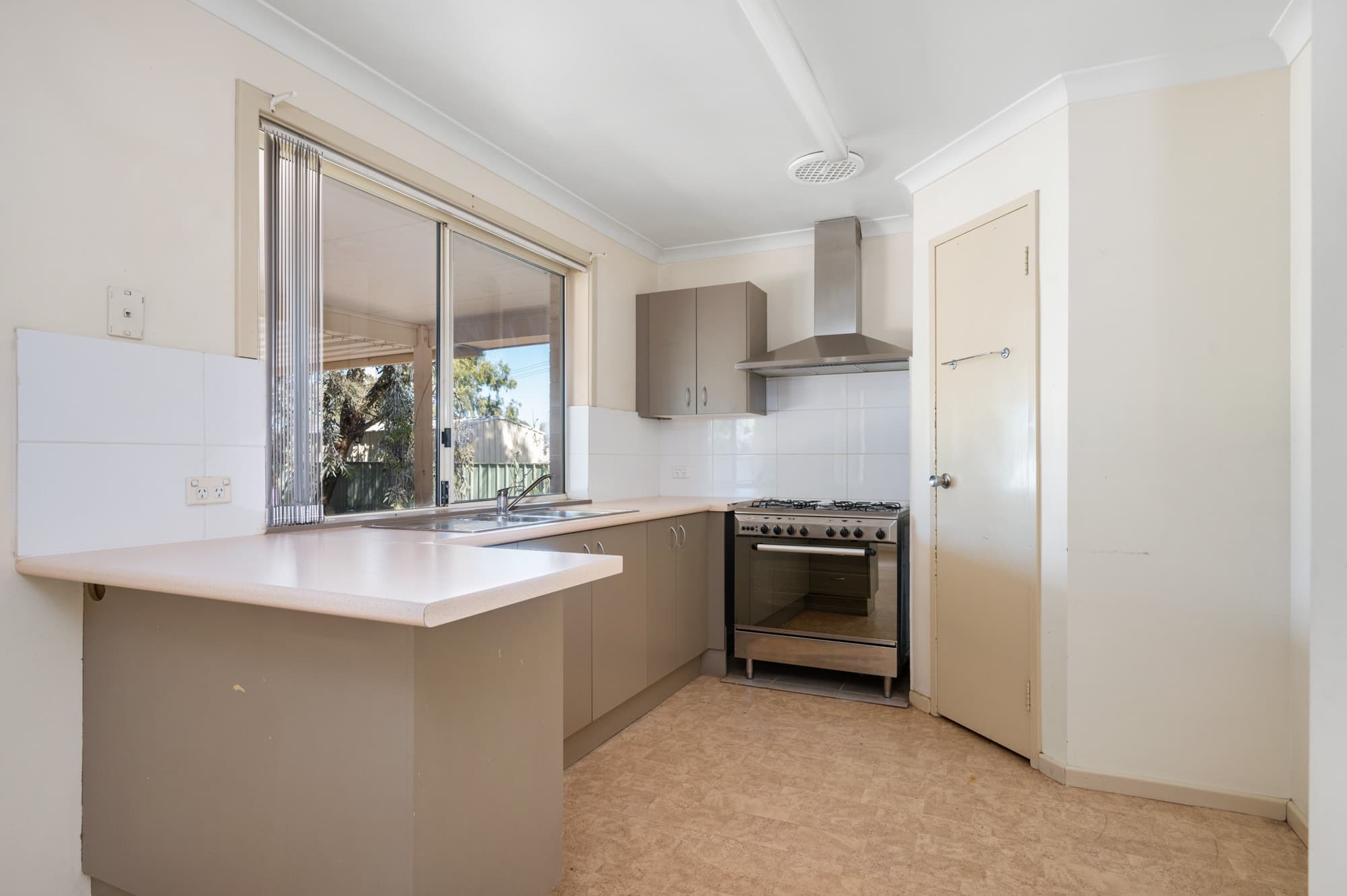 20 Cotter Place,
	
			
							HANNANS
				
							
							WA
			6430, Hannans - Thumbnail 5