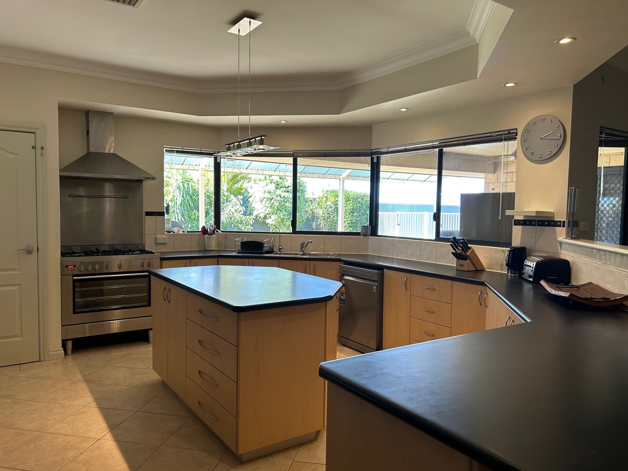 24 Smythe Drive,
	
			
							BROADWOOD
				
							
							WA
			6430, Broadwood - Thumbnail 2