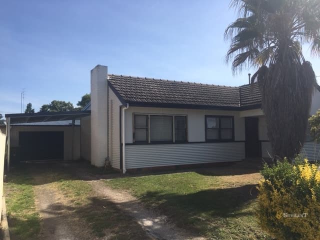 6 Adrian Street, Colac, VIC, Colac - Thumbnail 2