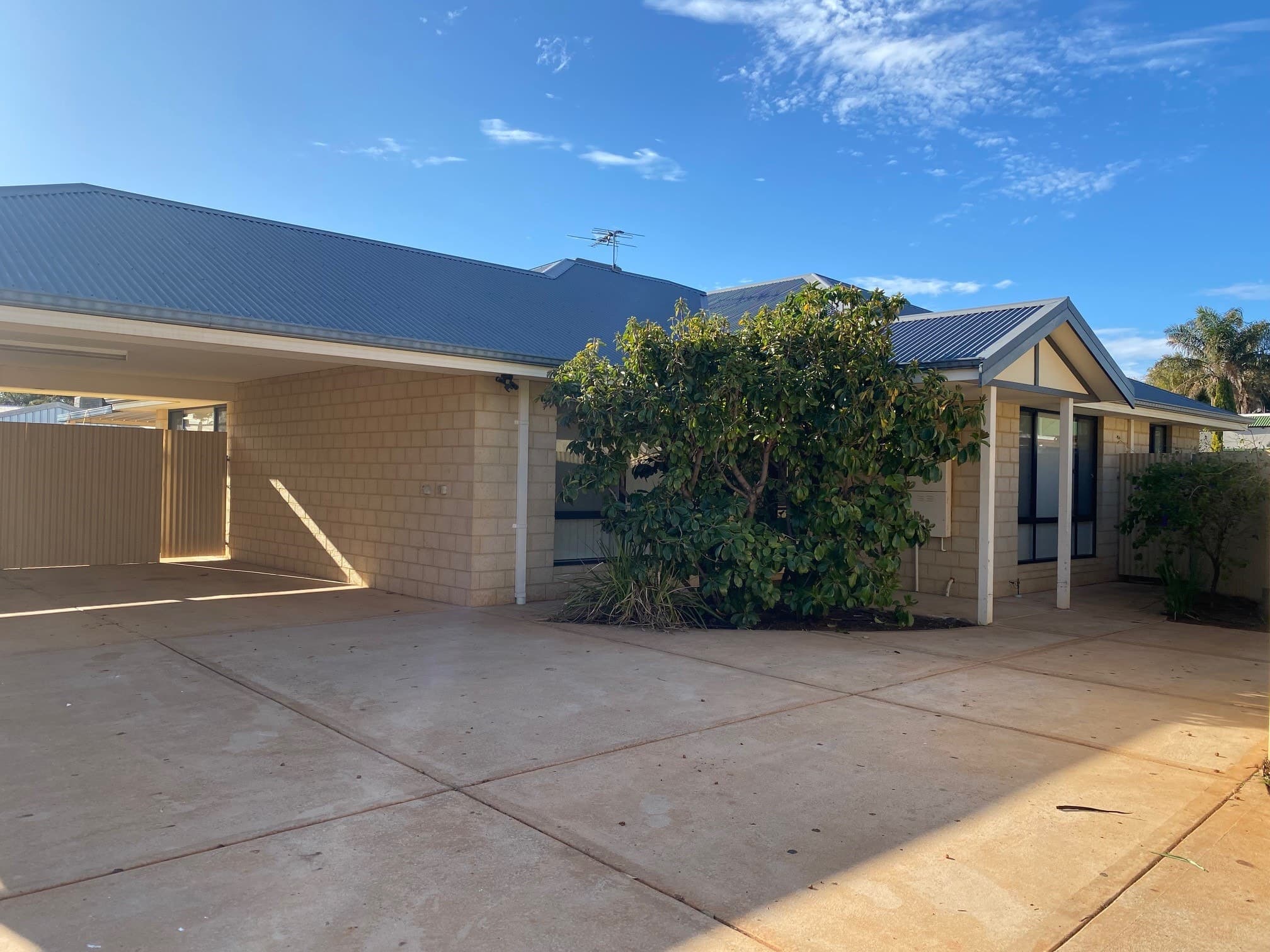 98a Killarney Street,
	
			
							LAMINGTON
				
							
							WA
			6430, Lamington - Image 1
