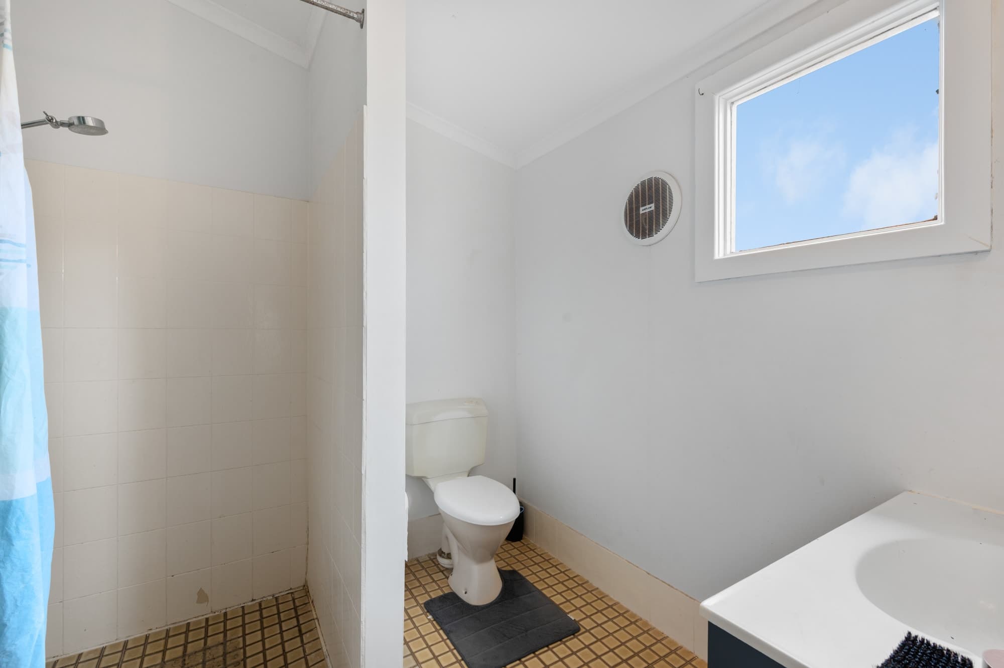 243 Burt Street,
	
			
							VICTORY HEIGHTS
				
							
							WA
			6432, Victory Heights - Thumbnail 8