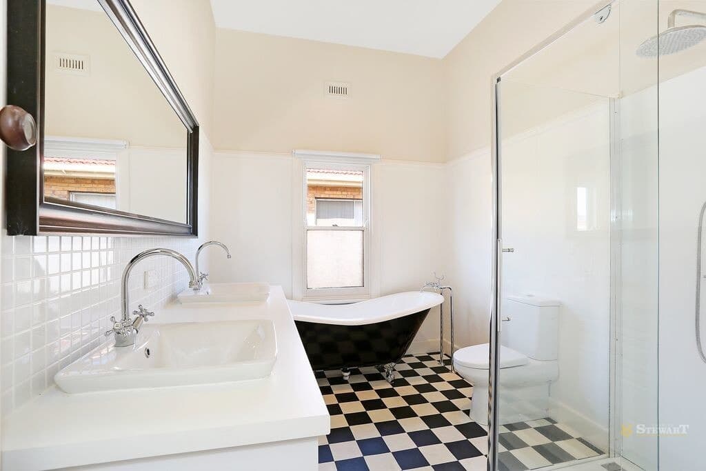 41 Armstrong Street, Colac, VIC, Colac - Thumbnail 6