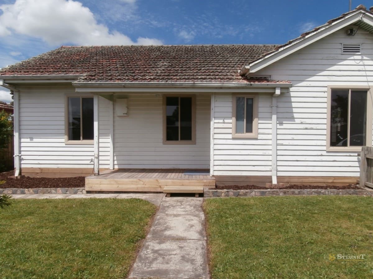 6 Johnstone Crescent, Colac, VIC, Colac - Image 1