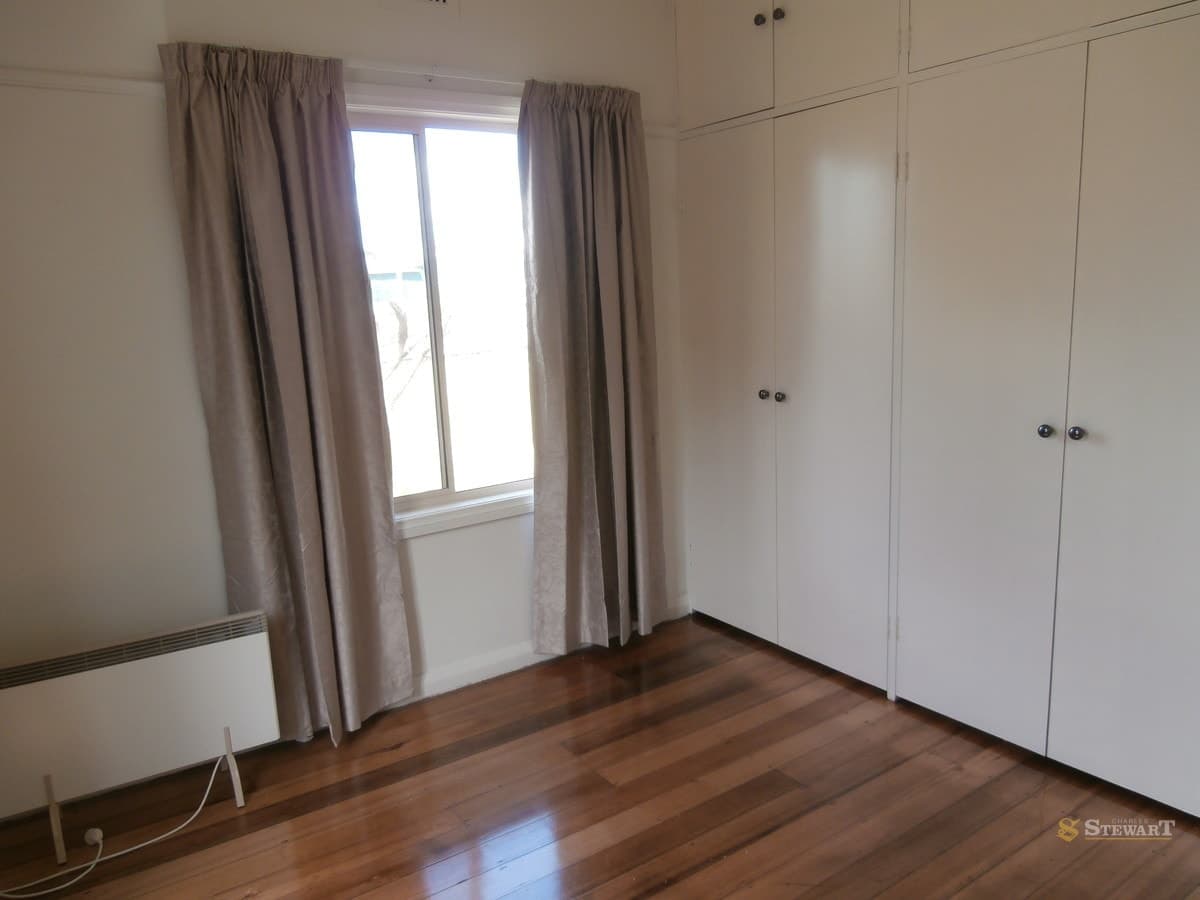 6 Johnstone Crescent, Colac, VIC, Colac - Thumbnail 5