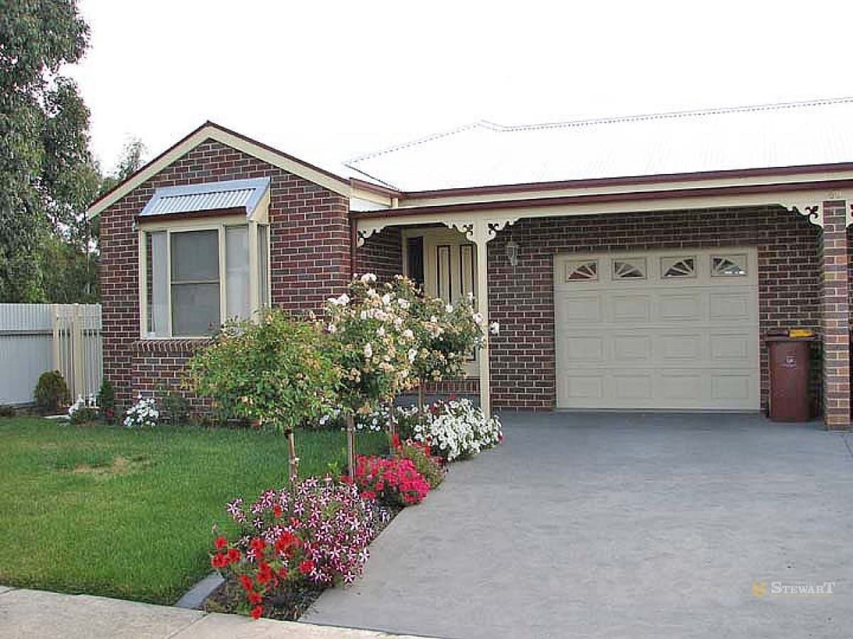 2/109 Main Street, Colac, VIC, Colac - Image 1