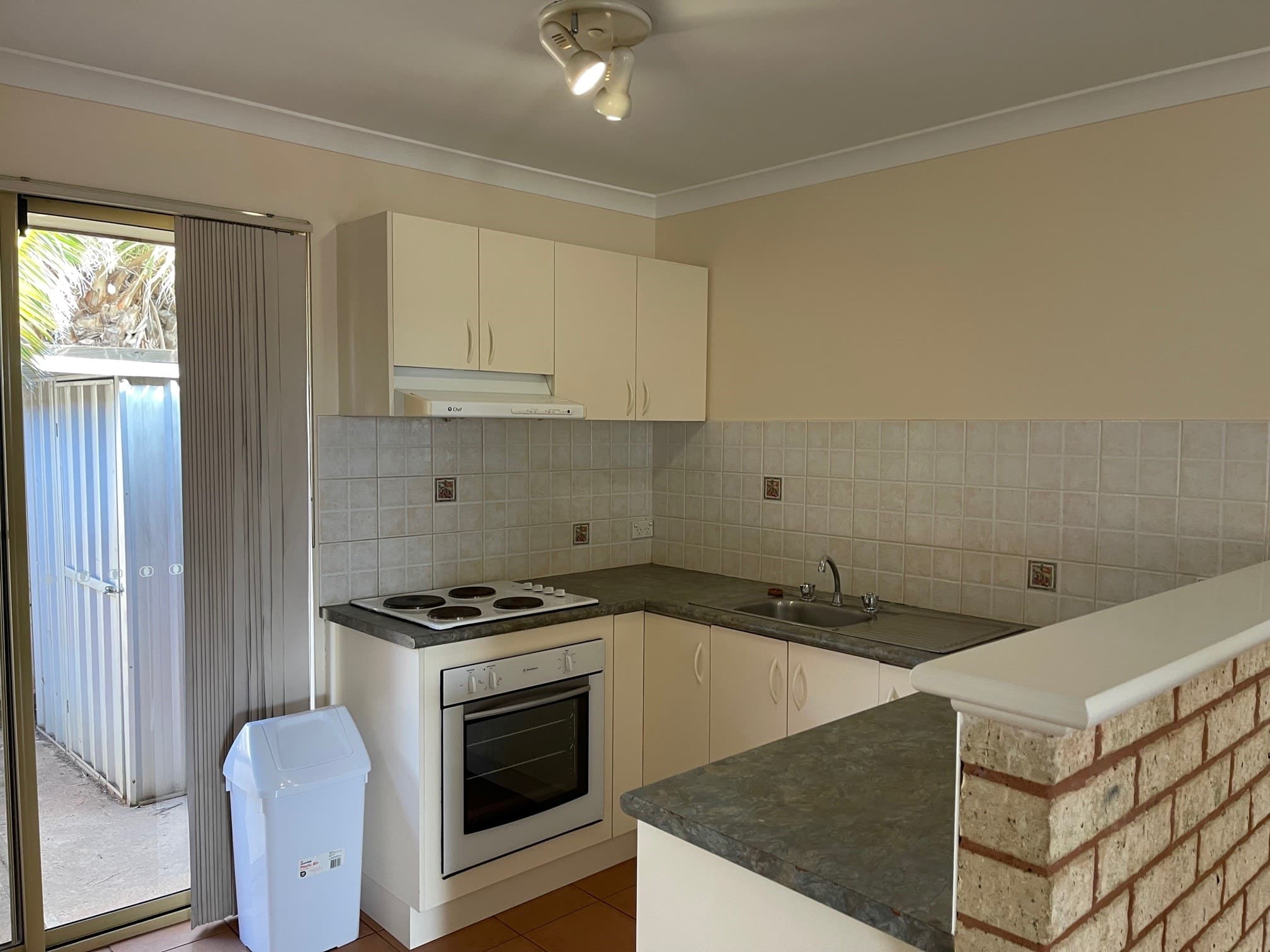5/2 Cheetham Street,
	
			
							Kalgoorlie
				
							
							WA
			6430, Kalgoorlie - Thumbnail 4