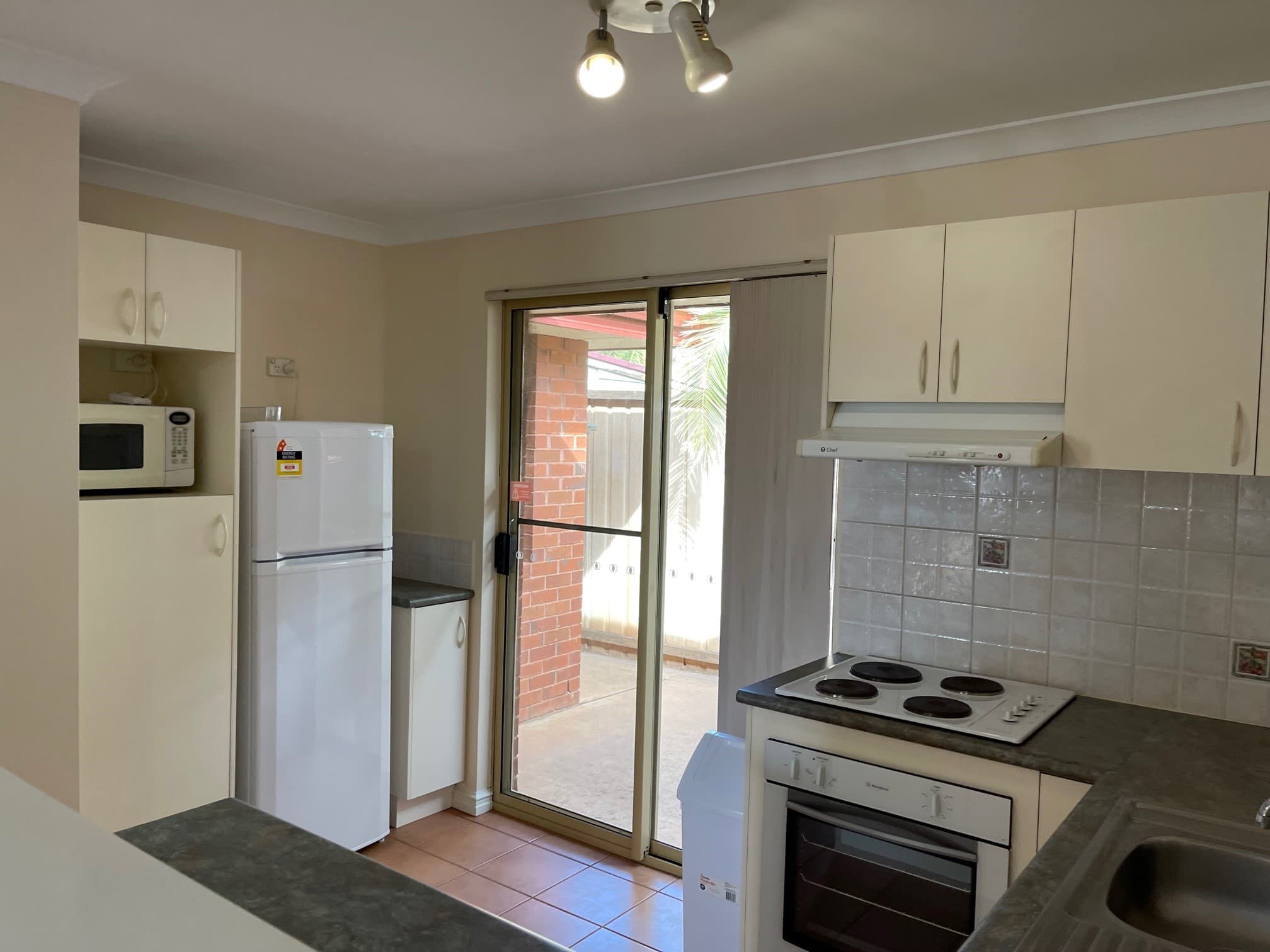 5/2 Cheetham Street,
	
			
							Kalgoorlie
				
							
							WA
			6430, Kalgoorlie - Thumbnail 6