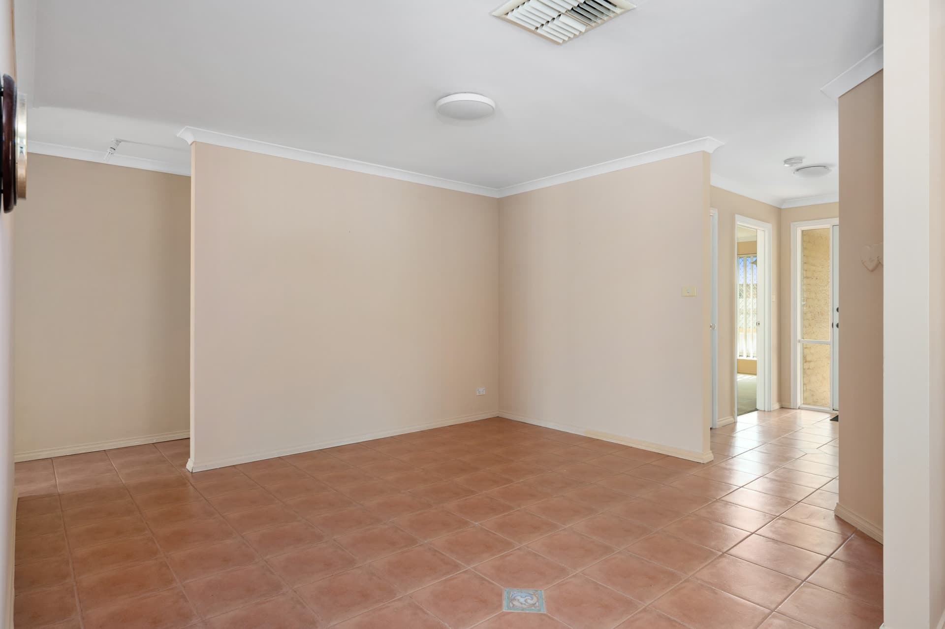44 Rhodes Street, South Kalgoorlie - Thumbnail 5
