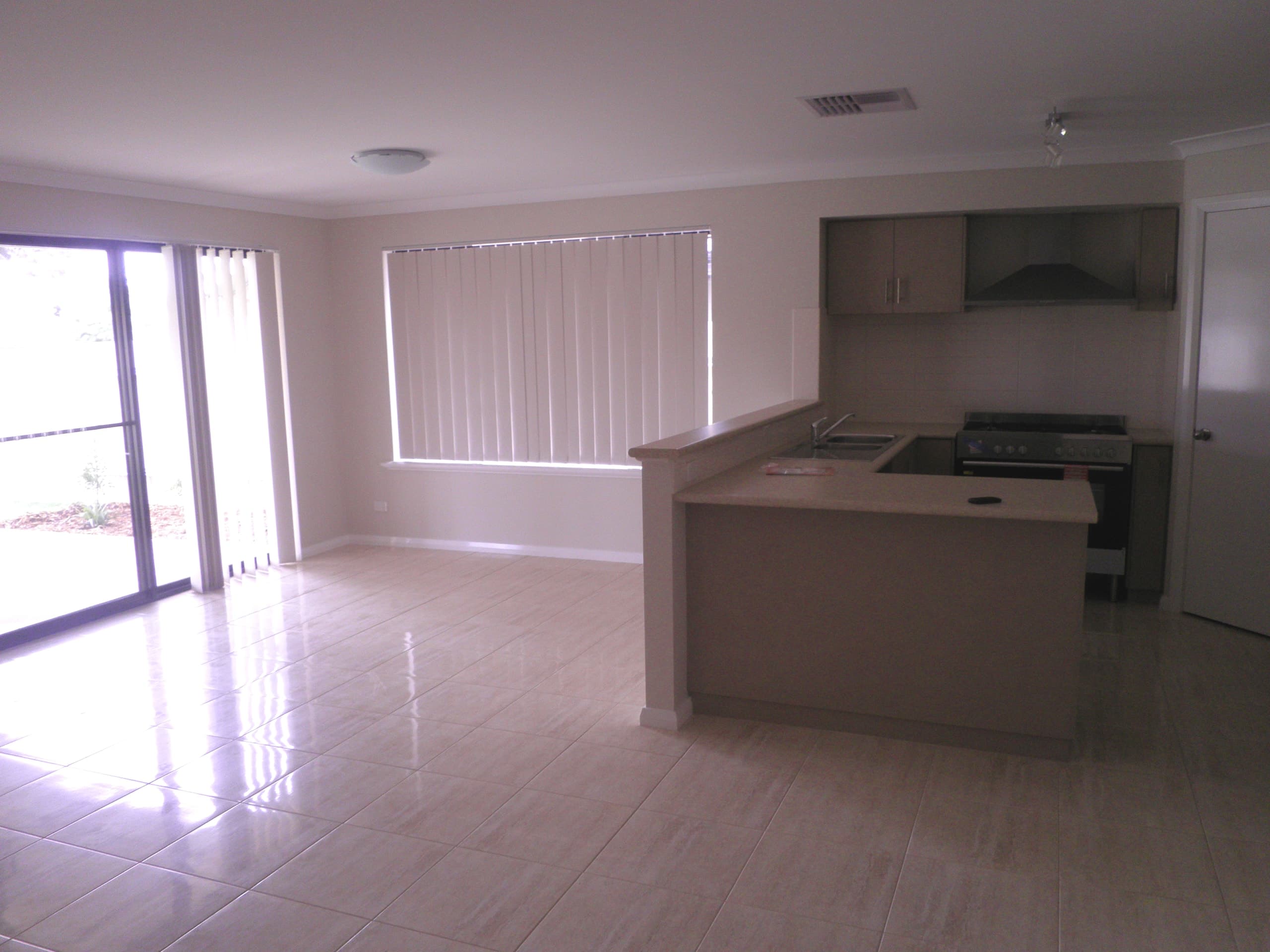 69A Roberts Street, Kalgoorlie - Thumbnail 3