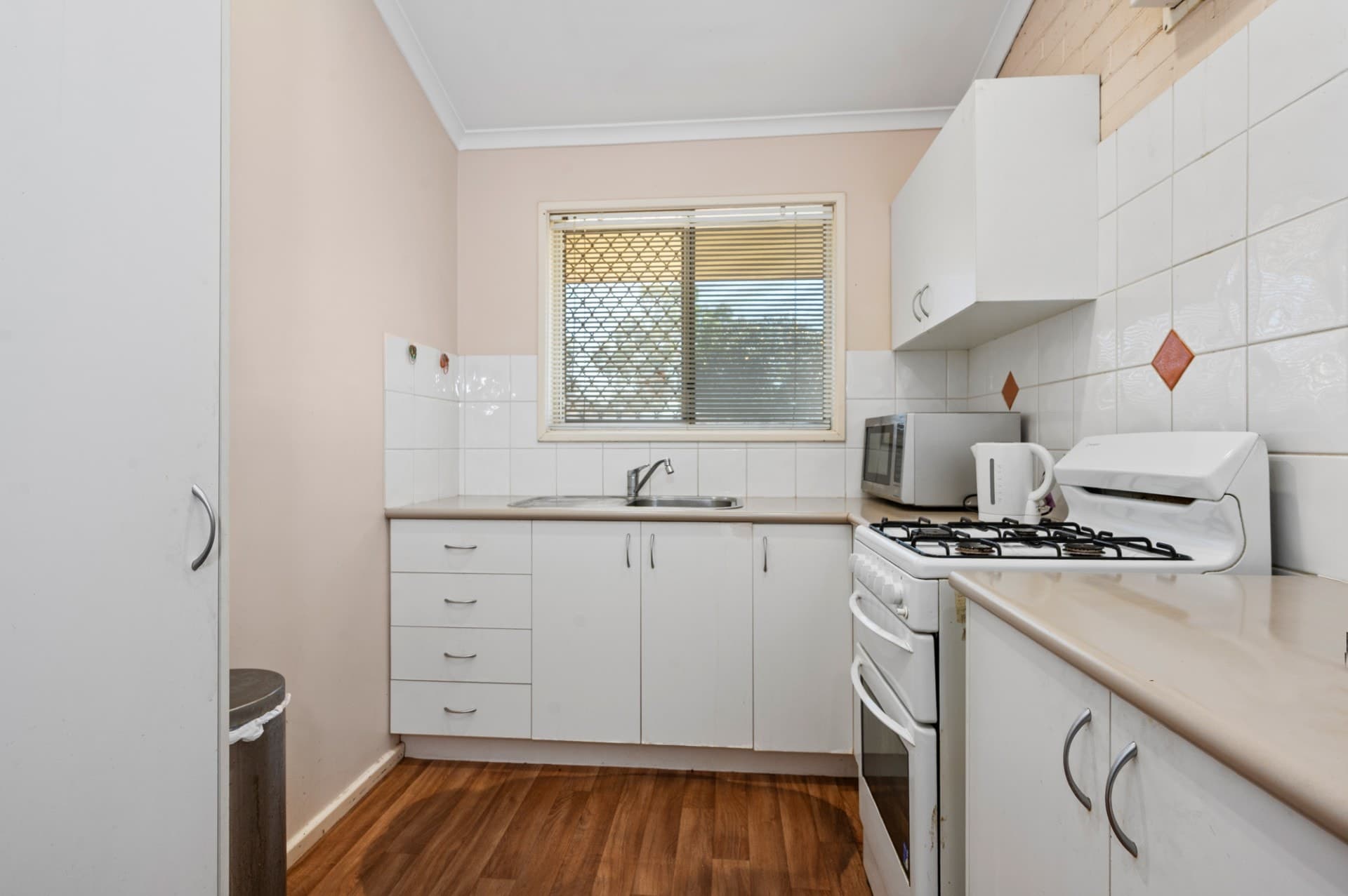 4/7 Britannia Place,
	
			
							SOUTH KALGOORLIE
				
							
							WA
			6430, South Kalgoorlie - Thumbnail 2