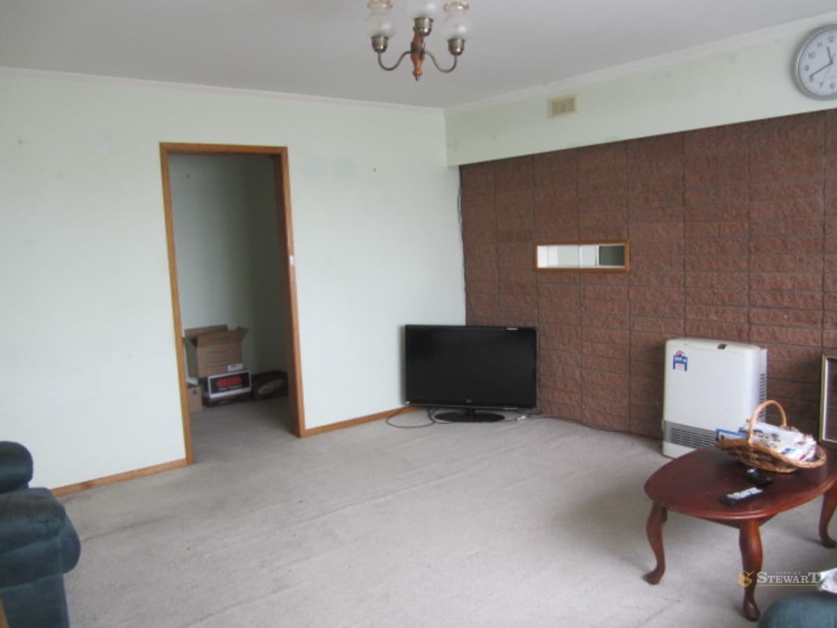 34 Miller Street, Colac, VIC, Colac - Thumbnail 3