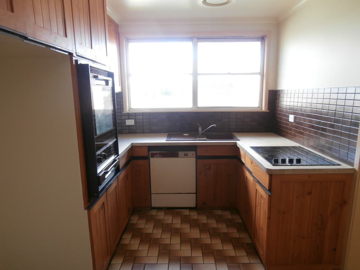 1 Donaldson Street, Colac, VIC, Colac - Thumbnail 2