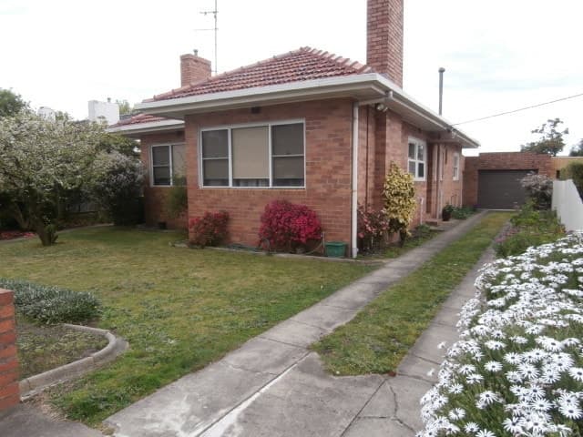10 Gellibrand Street, Colac, VIC, Colac - Image 1