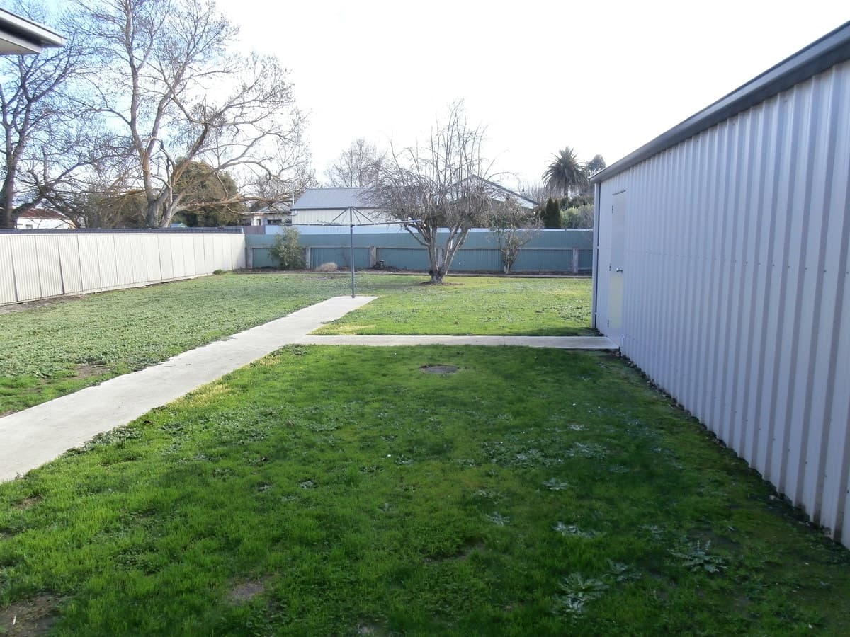 7 Armstrong Street, Colac, VIC, Colac - Thumbnail 8