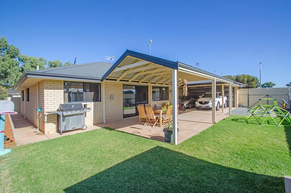 12 Marshall Street,
	
			
							WEST LAMINGTON
				
							
							WA
			6430, West Lamington - Thumbnail 3