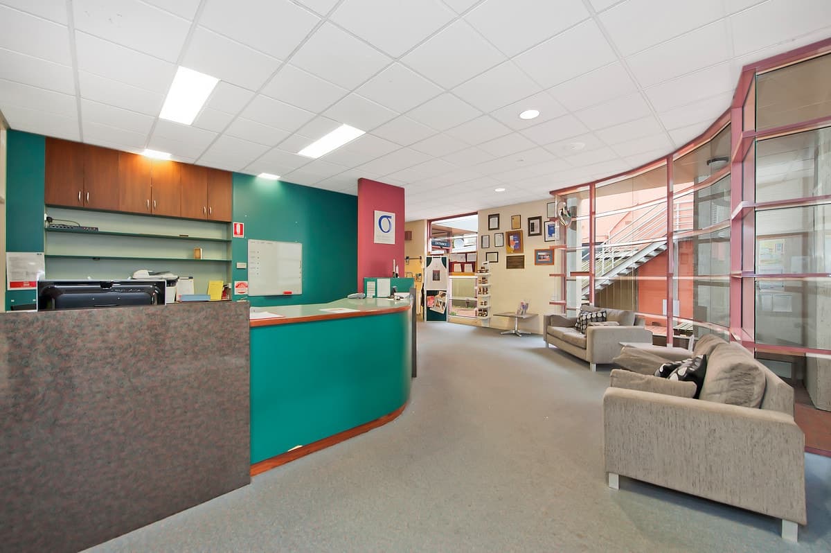 6 Murray Street, Colac, VIC, Colac - Thumbnail 2