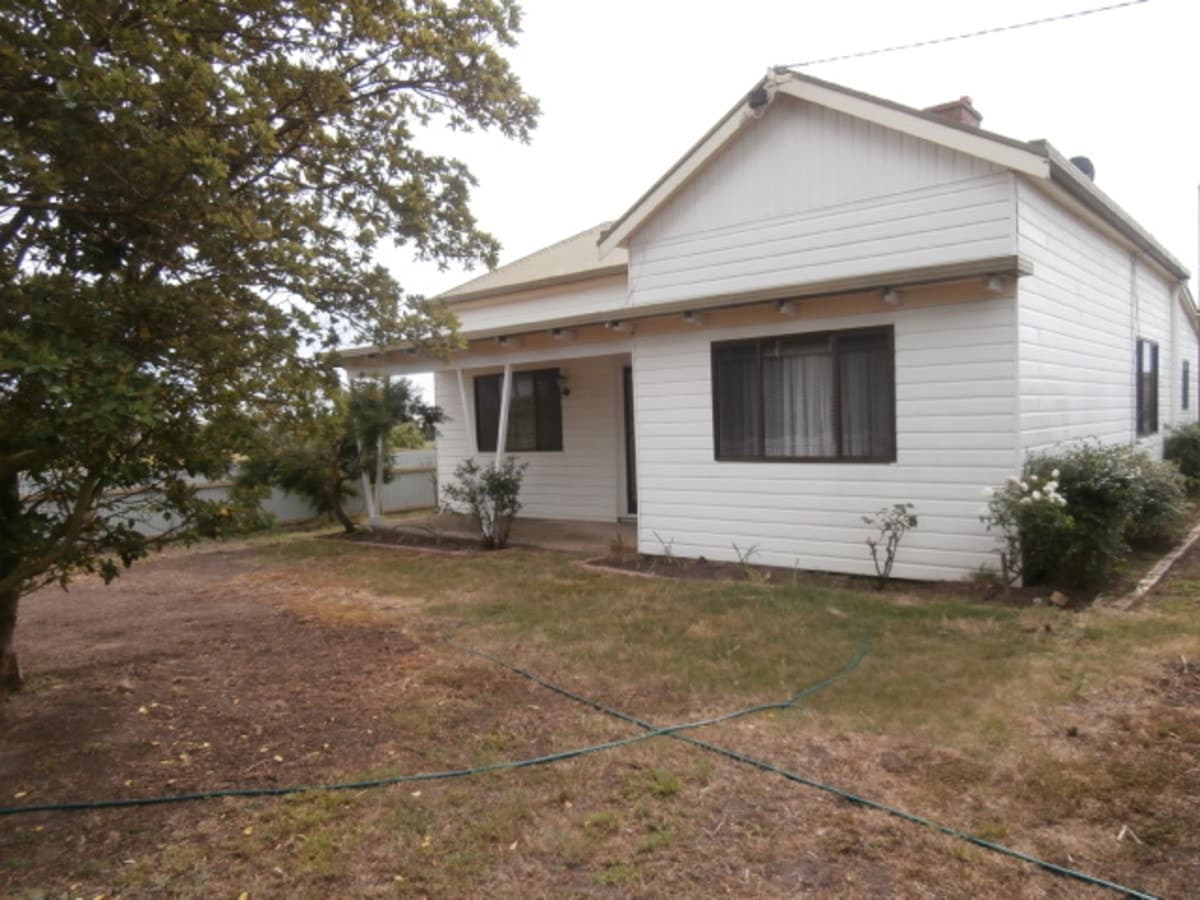 210 Rossmoyne Road, Colac, VIC, Colac - Image 1