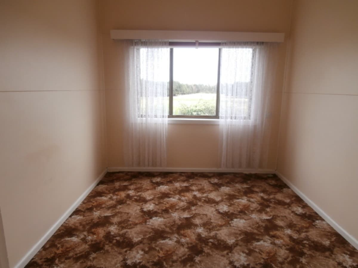 210 Rossmoyne Road, Colac, VIC, Colac - Thumbnail 5