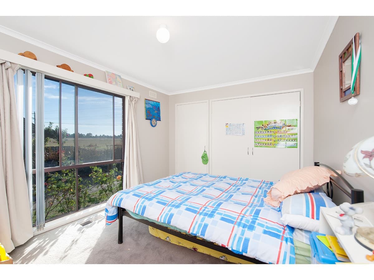 231 Sinclair Street, Colac, VIC, Colac - Thumbnail 4