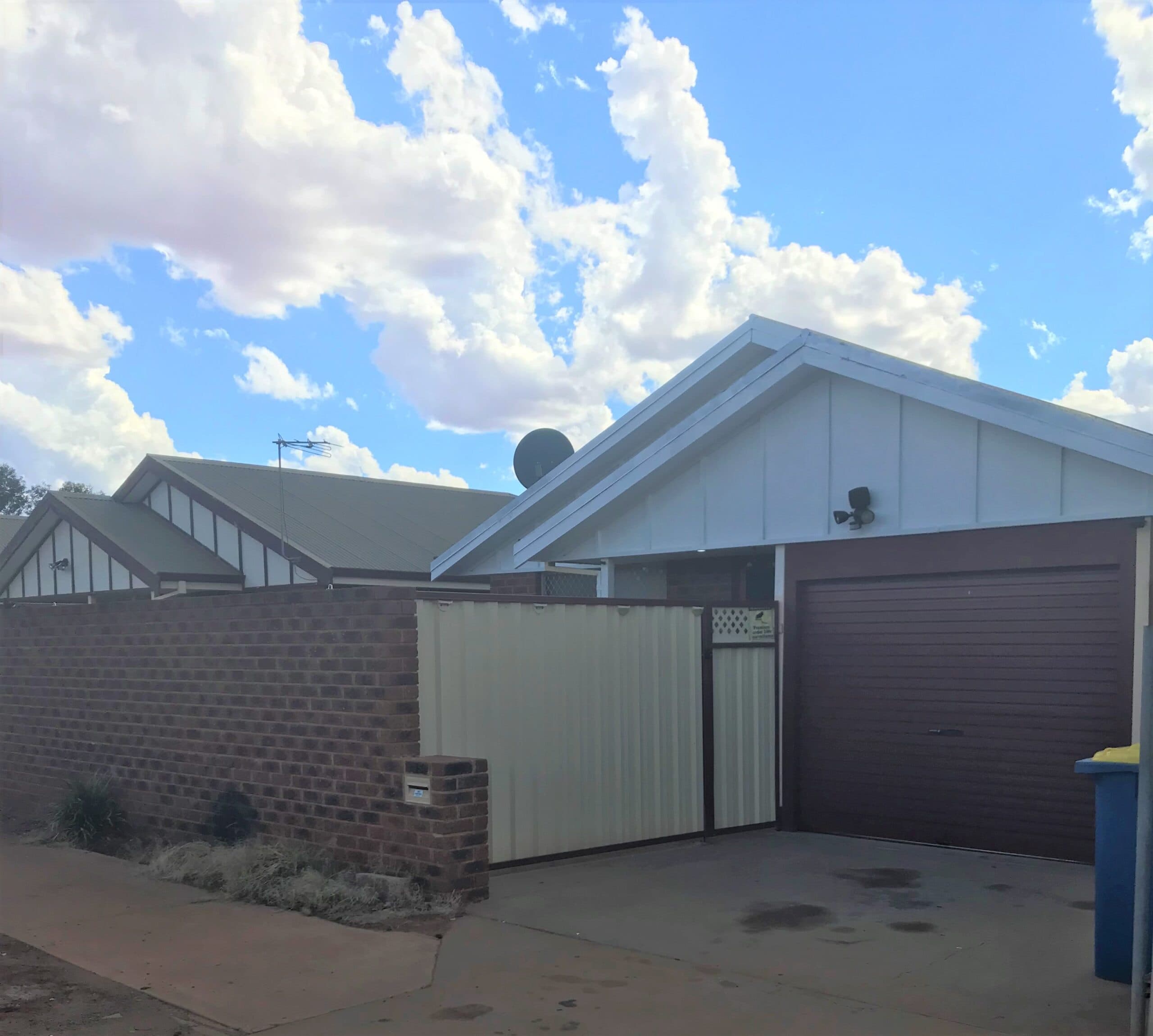 3/3 Ivanhoe Street, Boulder - Image 1