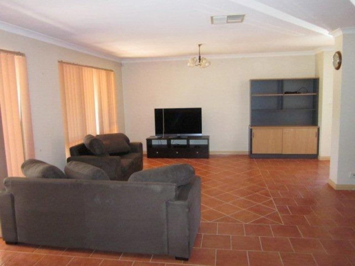 3/336 Piccadilly Street,
	
			
							WEST LAMINGTON
				
							
							WA
			6430, West Lamington - Thumbnail 3