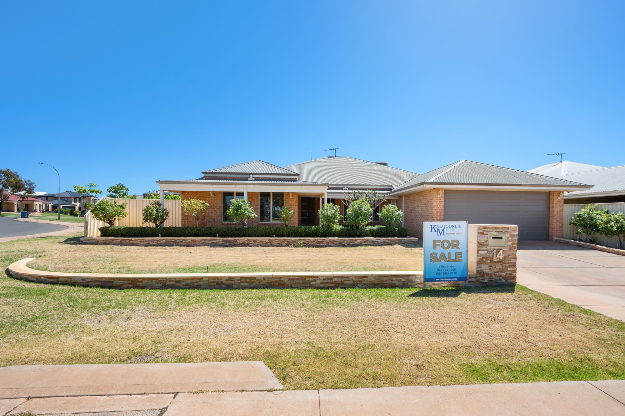 14 Henderson Drive, Somerville - Image 1