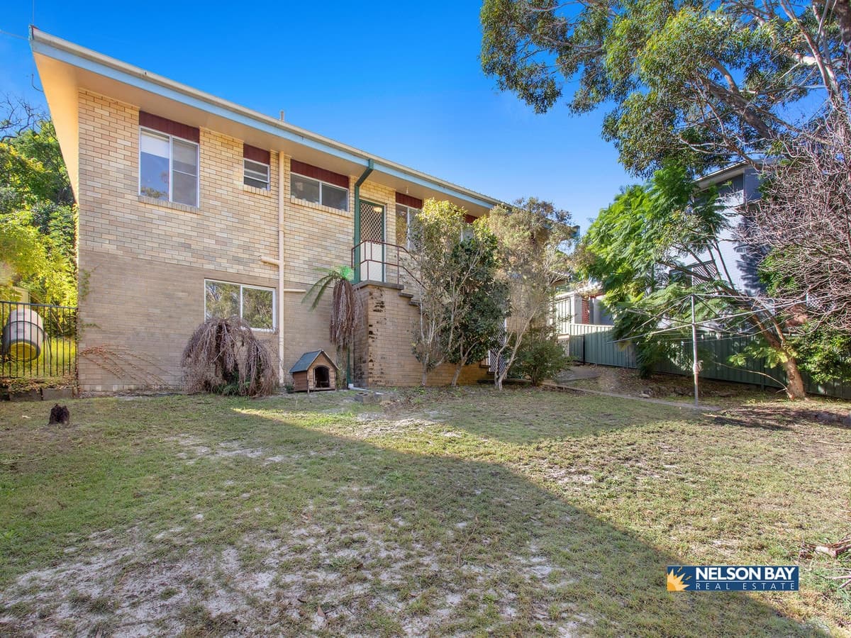 7 Sproule Street, Nelson Bay NSW 2315, Nelson Bay - Thumbnail 2