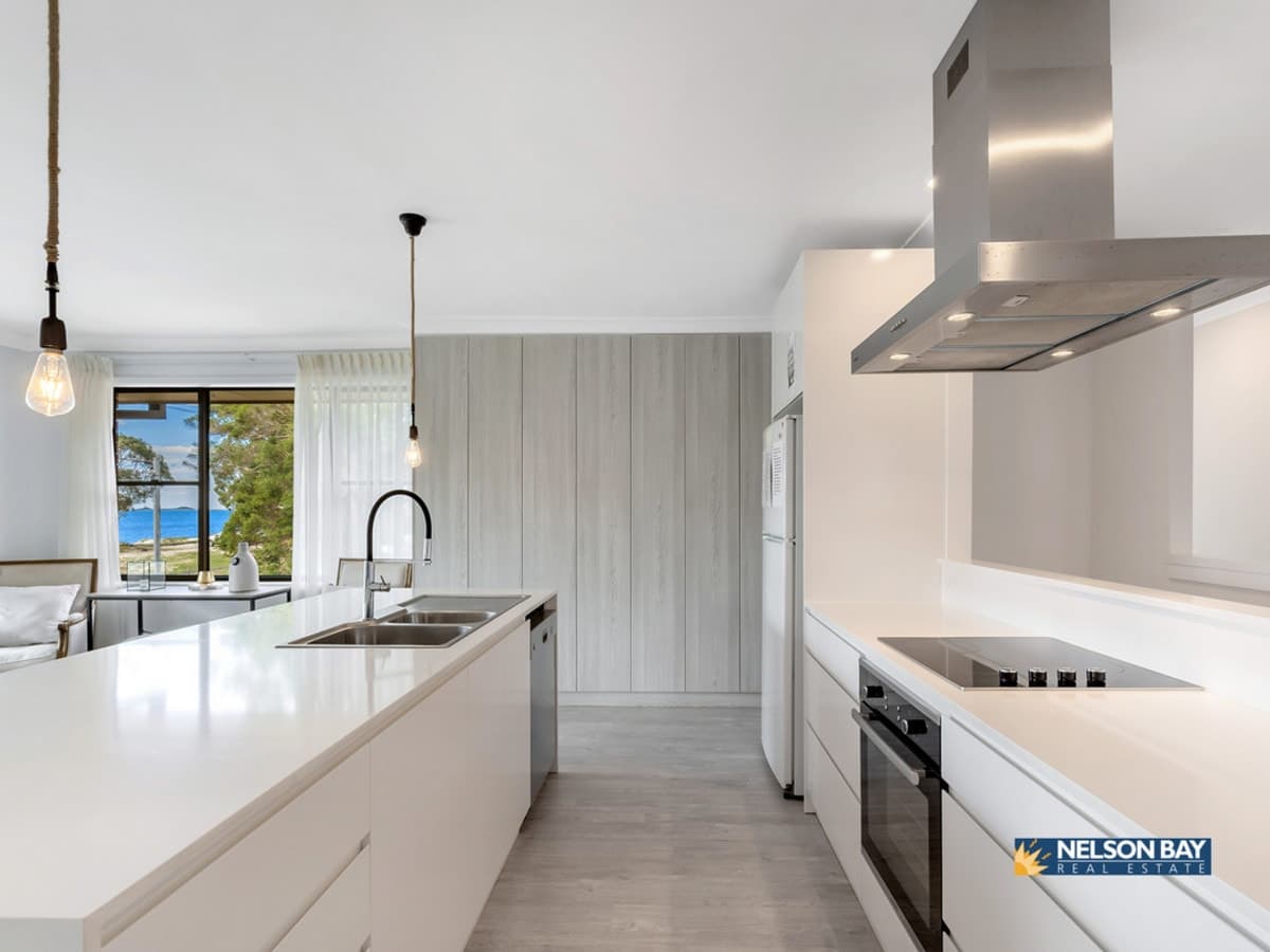 1 / 3 Sandy Point Road, Corlette NSW 2315, Corlette - Thumbnail 3