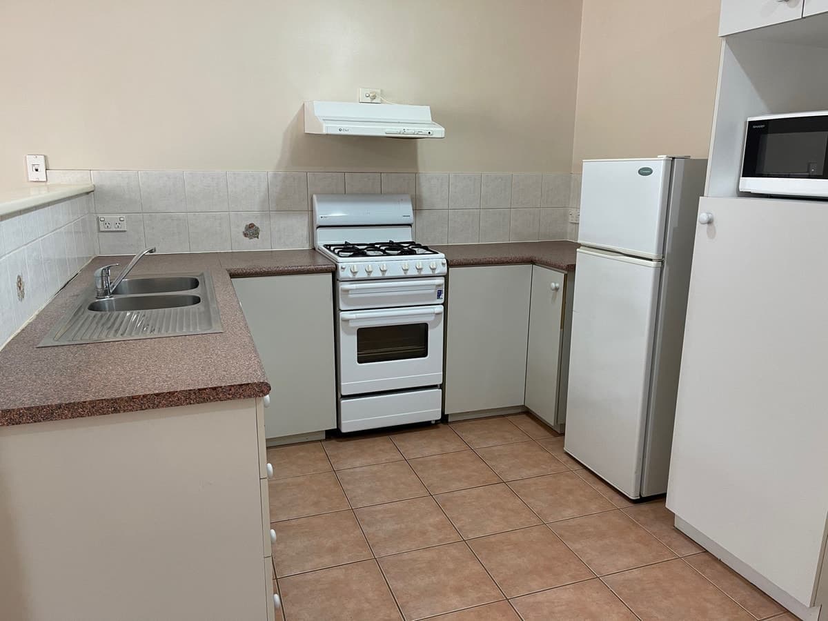 4/80 Dugan Street, Somerville - Image 1