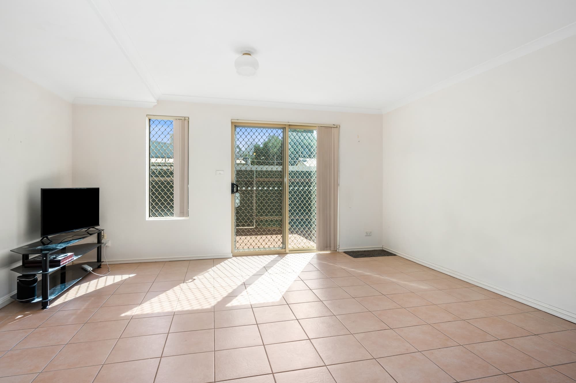 4/19 Porter Street,
	
			
							KALGOORLIE
				
							
							WA
			6430, Kalgoorlie - Thumbnail 4