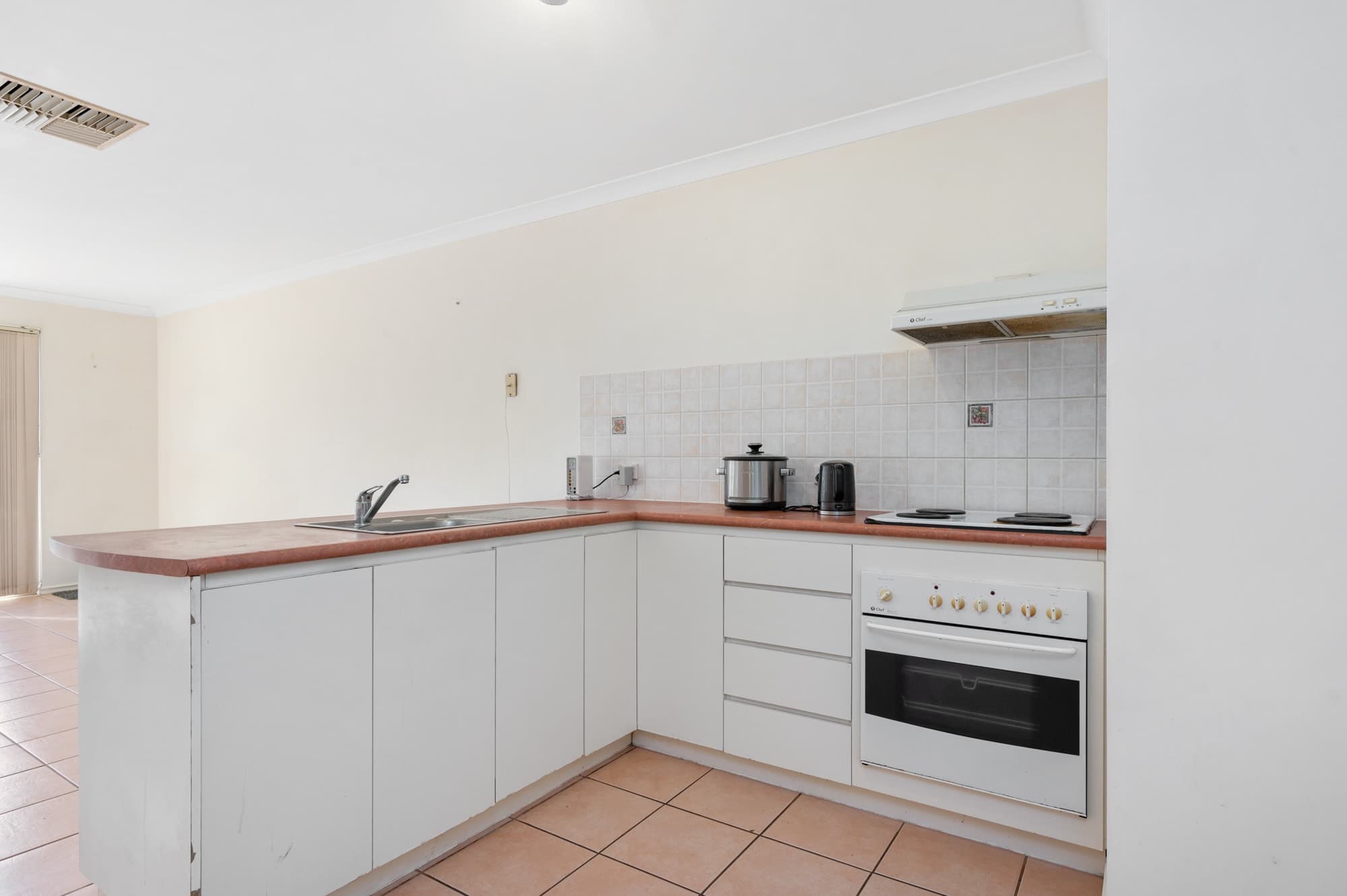4/19 Porter Street,
	
			
							KALGOORLIE
				
							
							WA
			6430, Kalgoorlie - Thumbnail 7