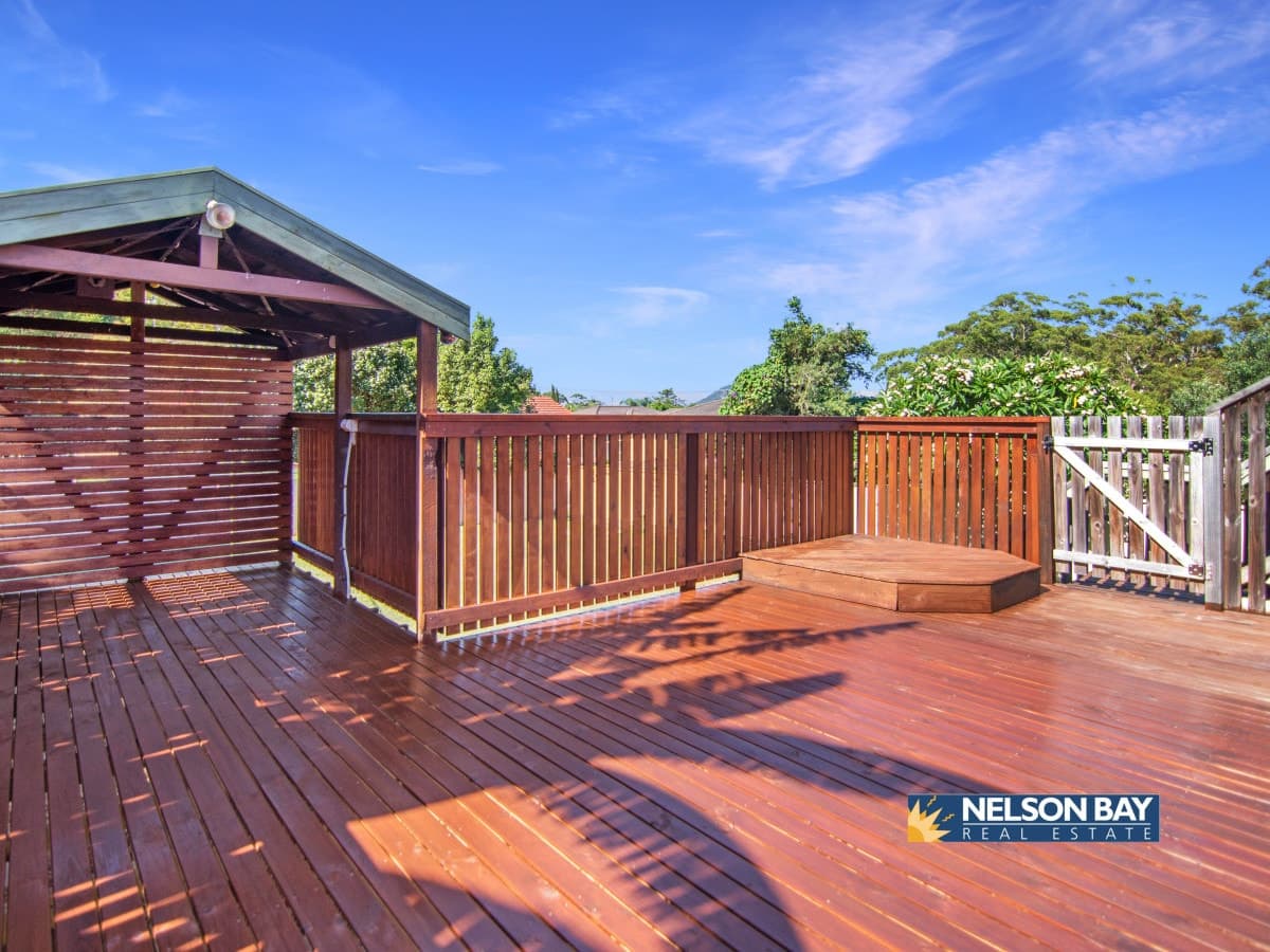 8 Montevideo Parade, Nelson Bay NSW 2315, Nelson Bay - Thumbnail 2