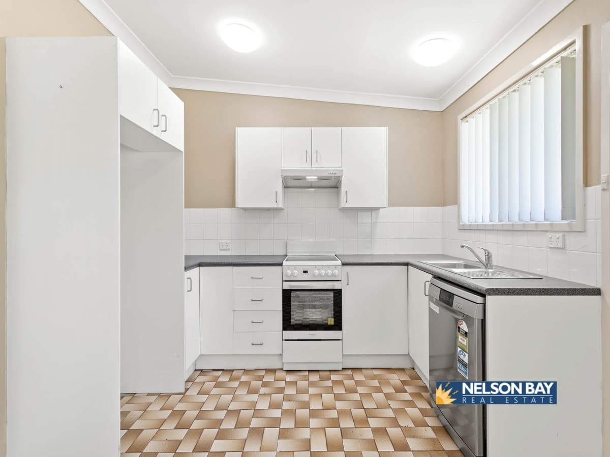 26 Tomaree Road, Shoal Bay NSW 2315, Shoal Bay - Thumbnail 2