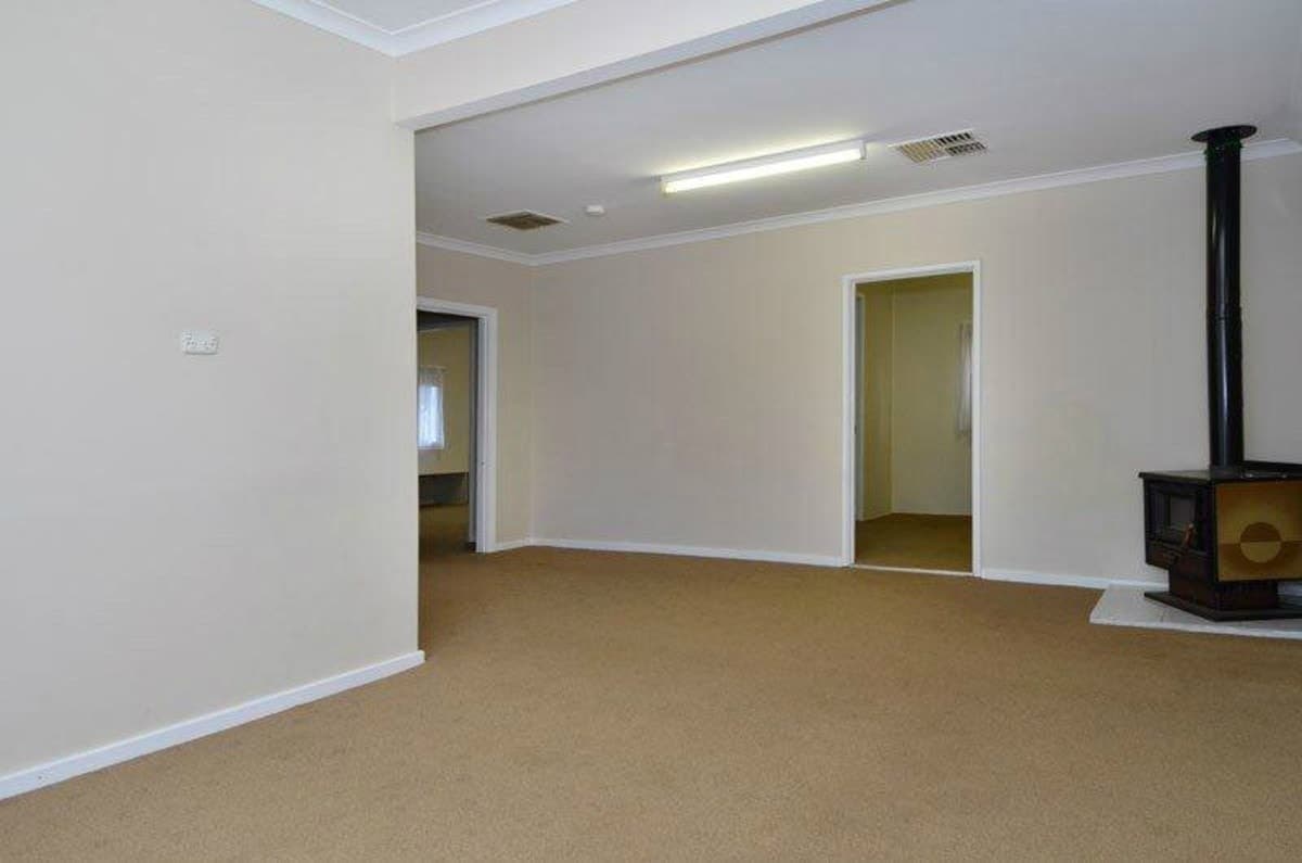 51 Ardagh Avenue,
	
			
							KALGOORLIE
				
							
							WA
			6430, Kalgoorlie - Thumbnail 5