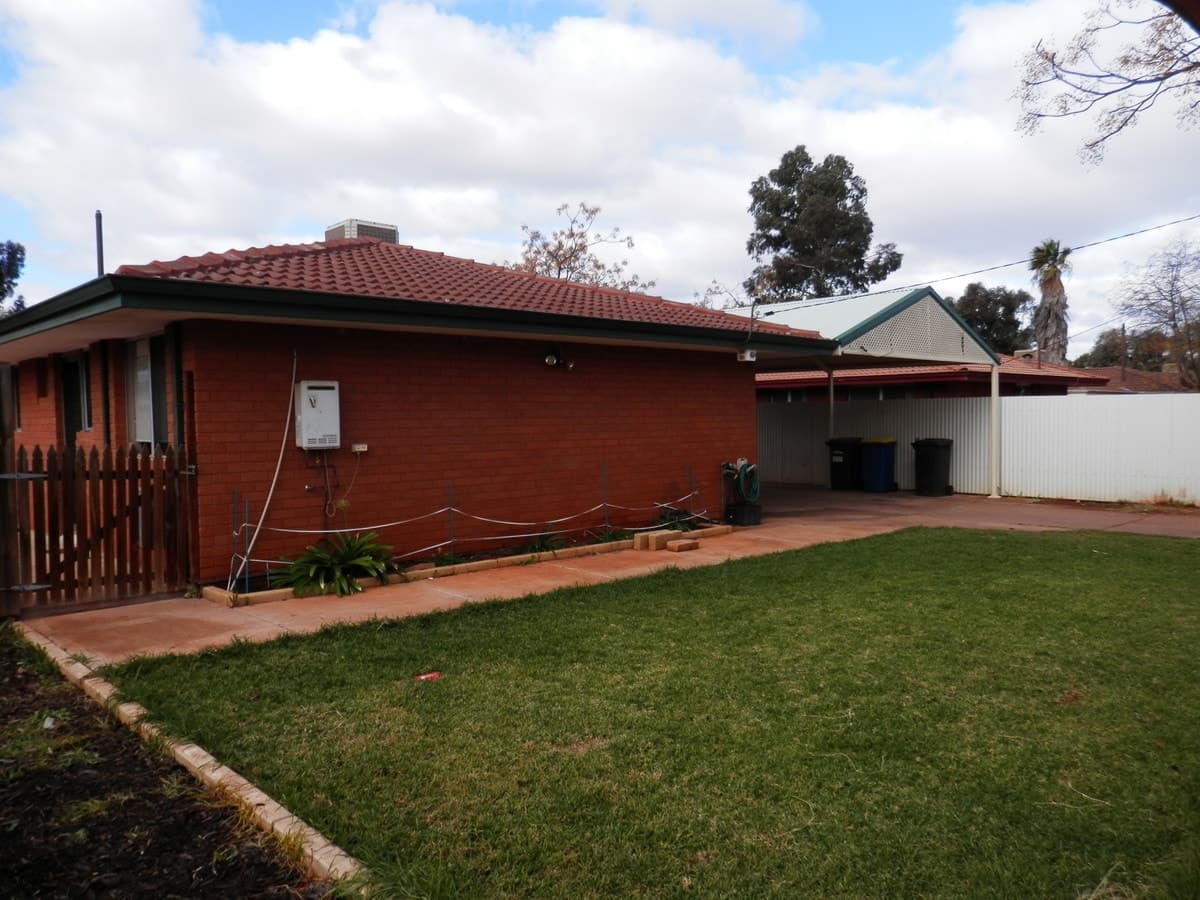 15 Conliffe Place, Sth Kalgoorlie, Kalgoorlie - Thumbnail 3