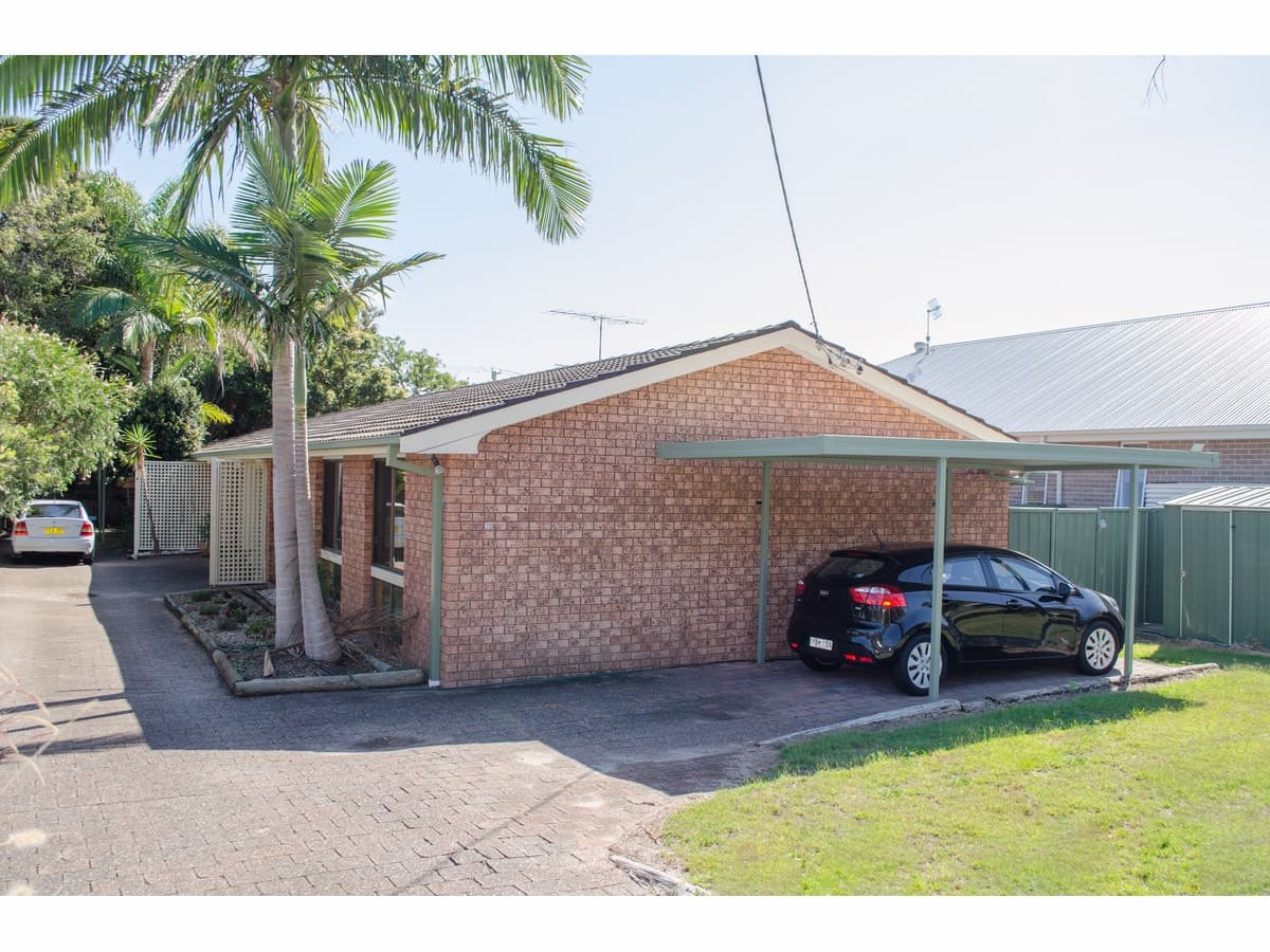 1 / 28 Pantowora Street, CORLETTE NSW 2315, Corlette - Thumbnail 2
