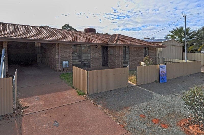 11 Morley Way,
	
			
							SOUTH KALGOORLIE
				
							
							WA
			6430, South Kalgoorlie - Image 1