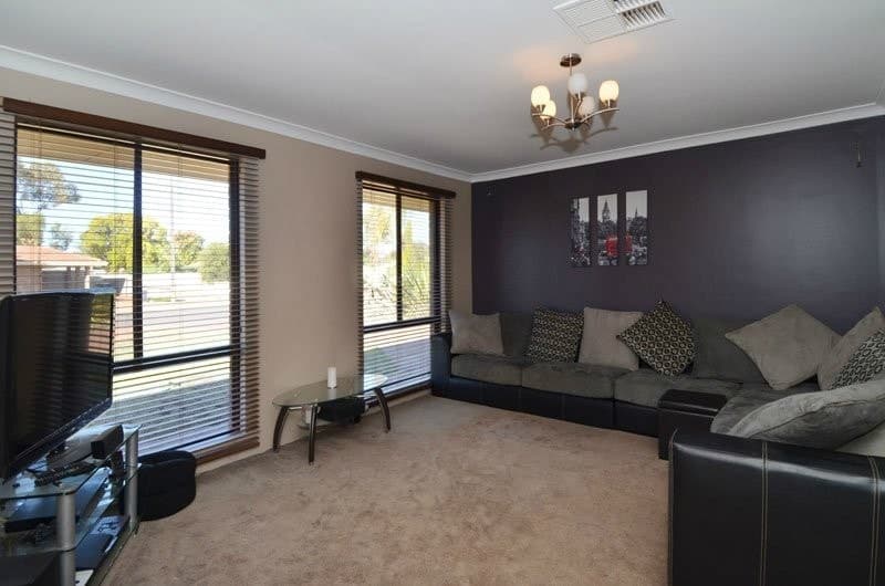 21 Shaw Street West Lamington,
	
			
							KALGOORLIE
				
							
							WA
			6430, Kalgoorlie - Thumbnail 2