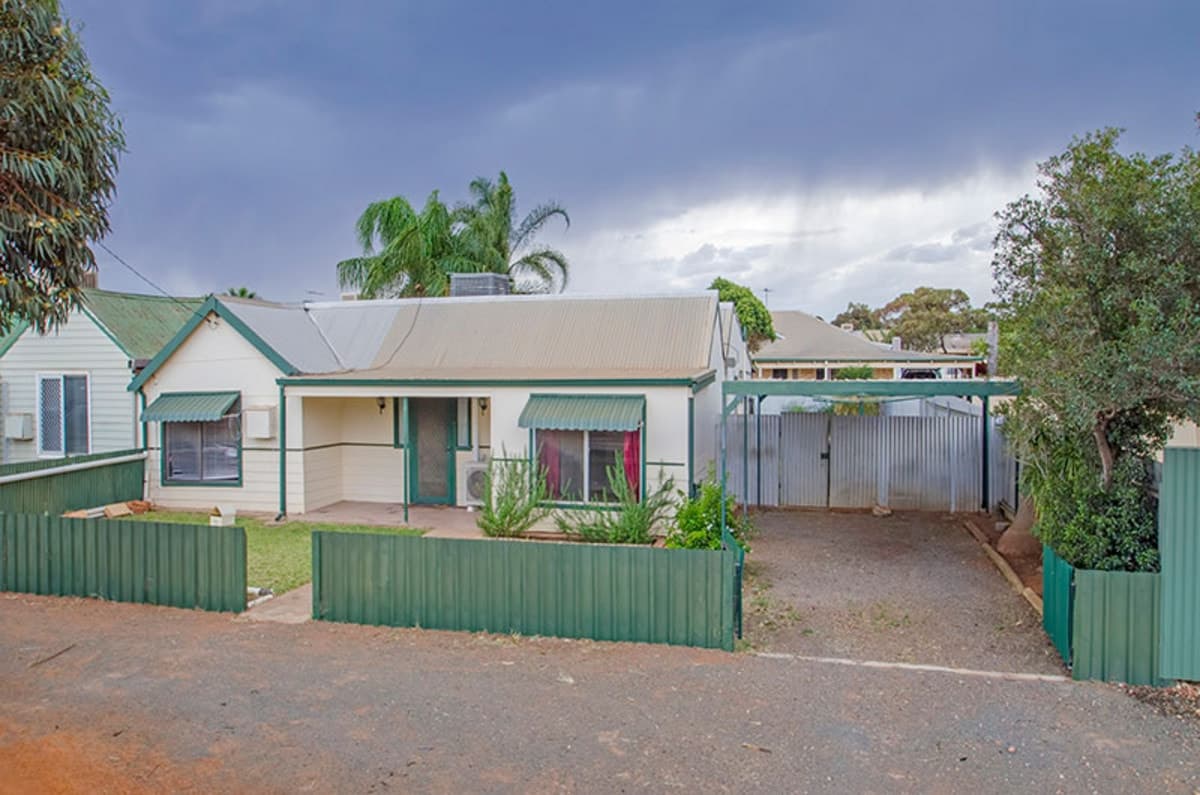 71A Dwyer Street, Boulder,
	
			
							KALGOORLIE
				
							
							WA
			6430, Kalgoorlie - Thumbnail 2