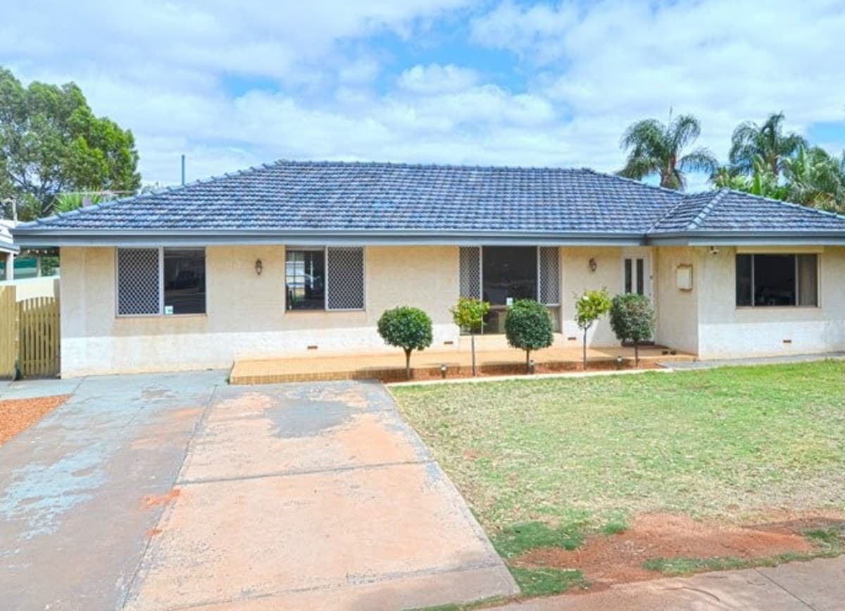 46 Roberts  Street, Kalgoorlie - Thumbnail 3