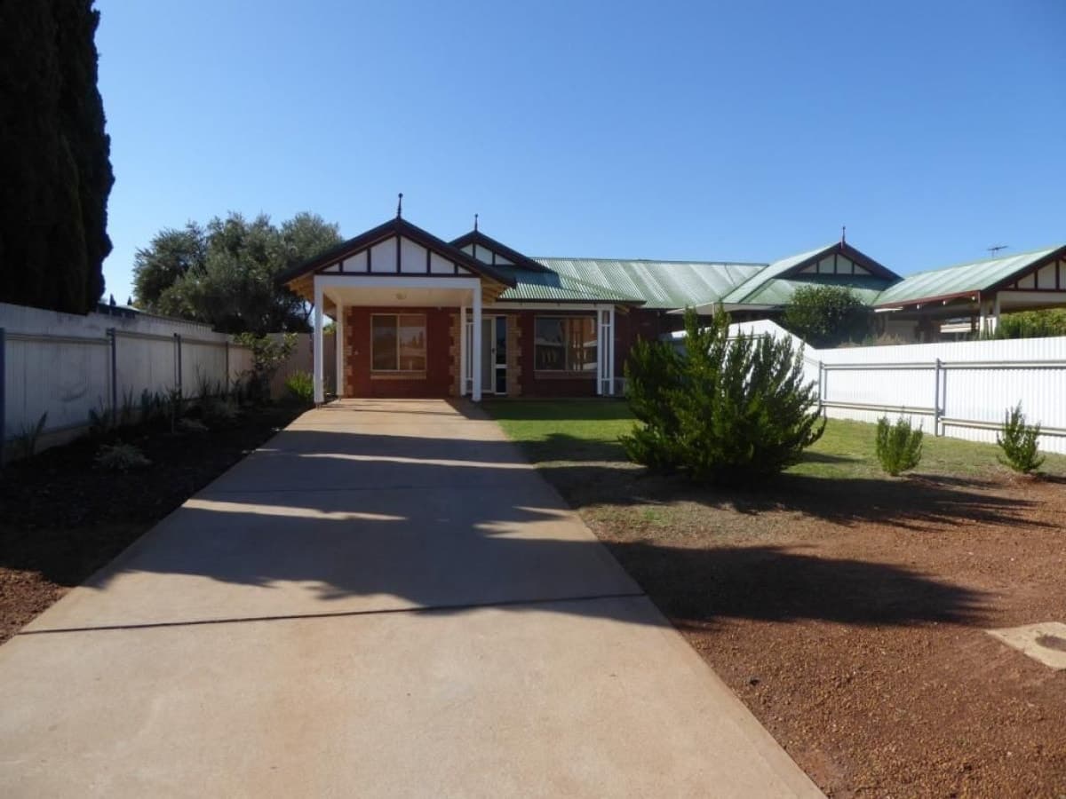 41B Davyhurst Drive,
	
			
							HANNANS
				
							
							WA
			6430, Hannans - Thumbnail 2