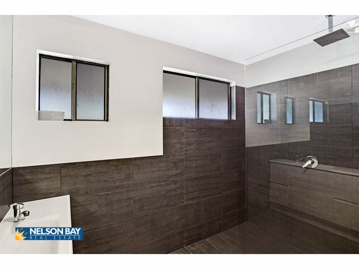 18 Armidale Avenue, NELSON BAY NSW 2315, Nelson Bay - Thumbnail 3