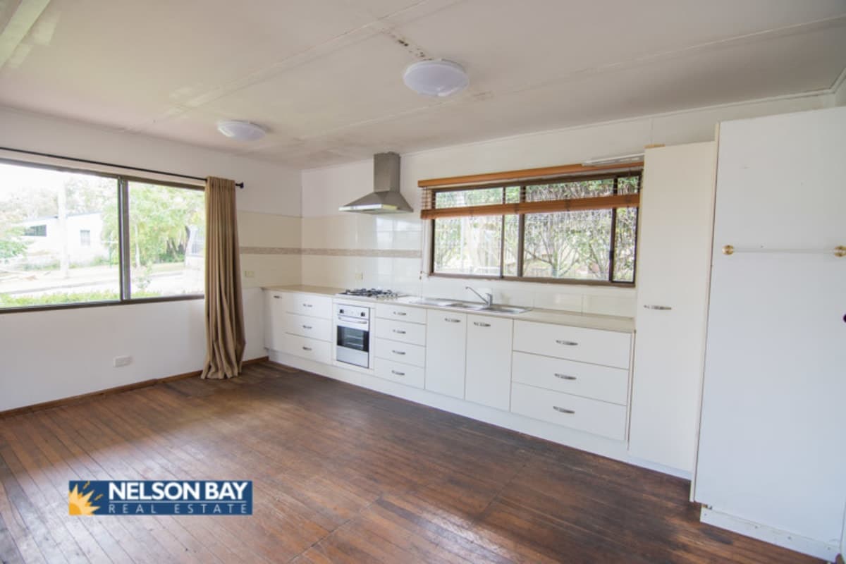 62 Bayview Street, Soldiers Point NSW 2317, Soldiers Point - Thumbnail 2