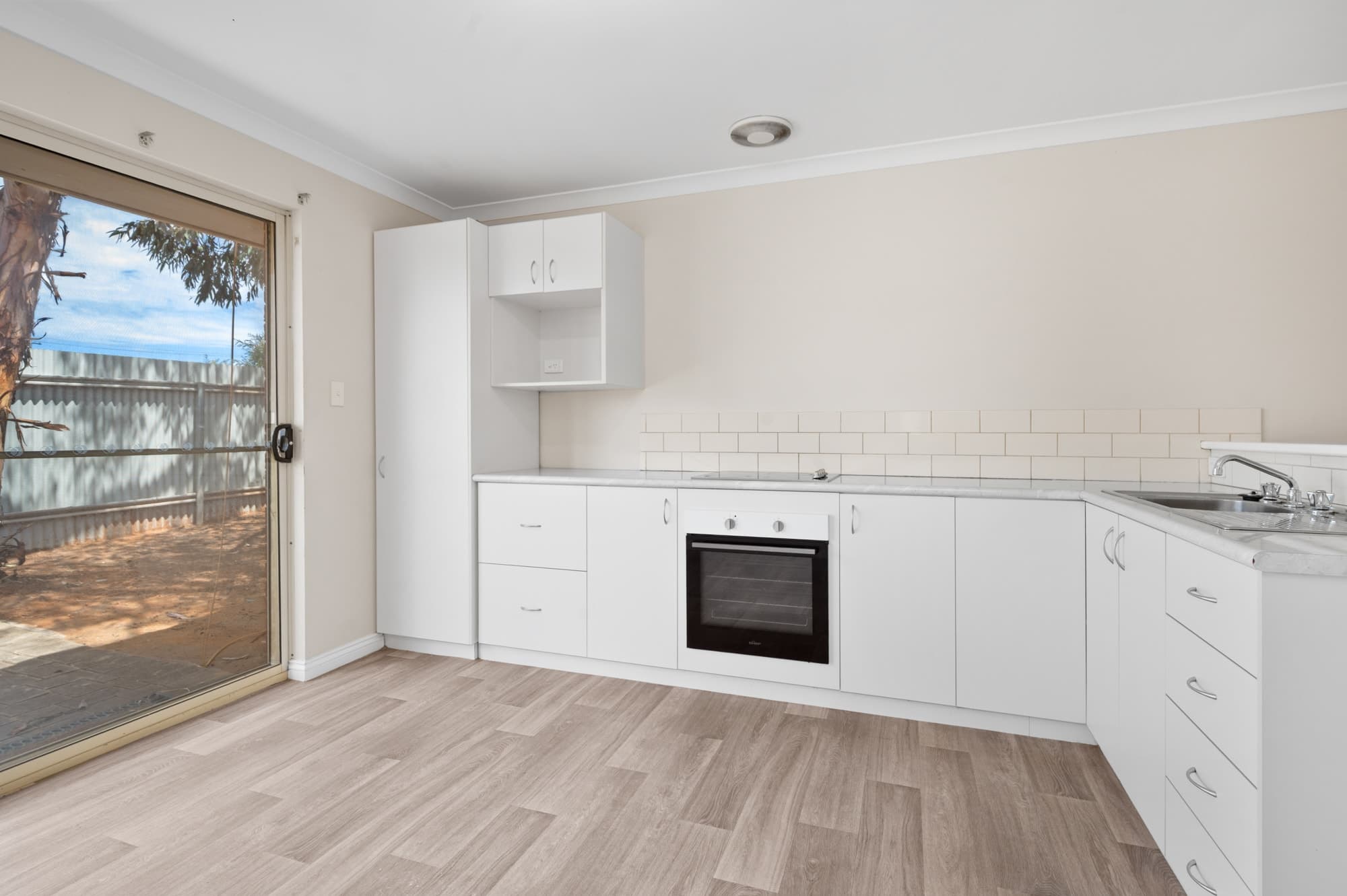 16/579 Hannan Street, Kalgoorlie - Thumbnail 3
