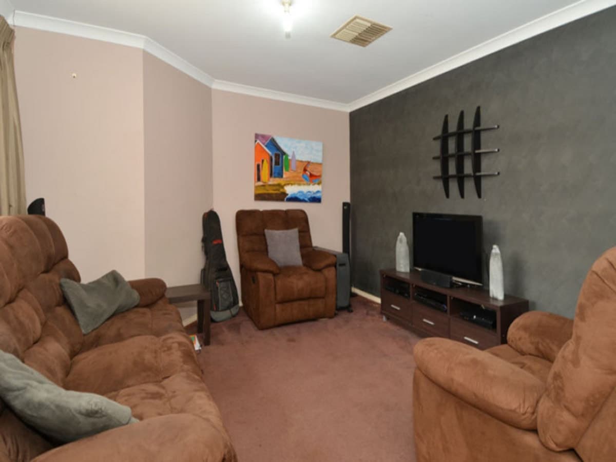 11B Rourke Cove, Kalgoorlie - Thumbnail 2